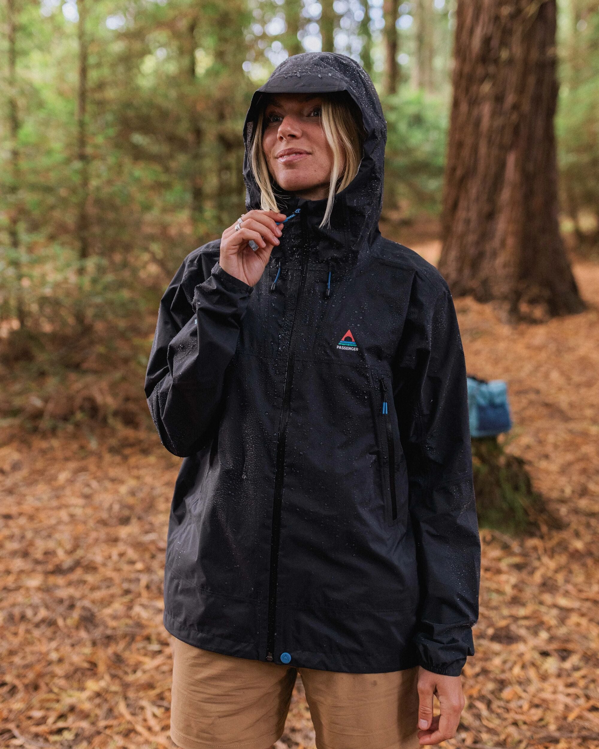 Trailscape Light Women's Waterproof Jacket - Black - Lifestyle