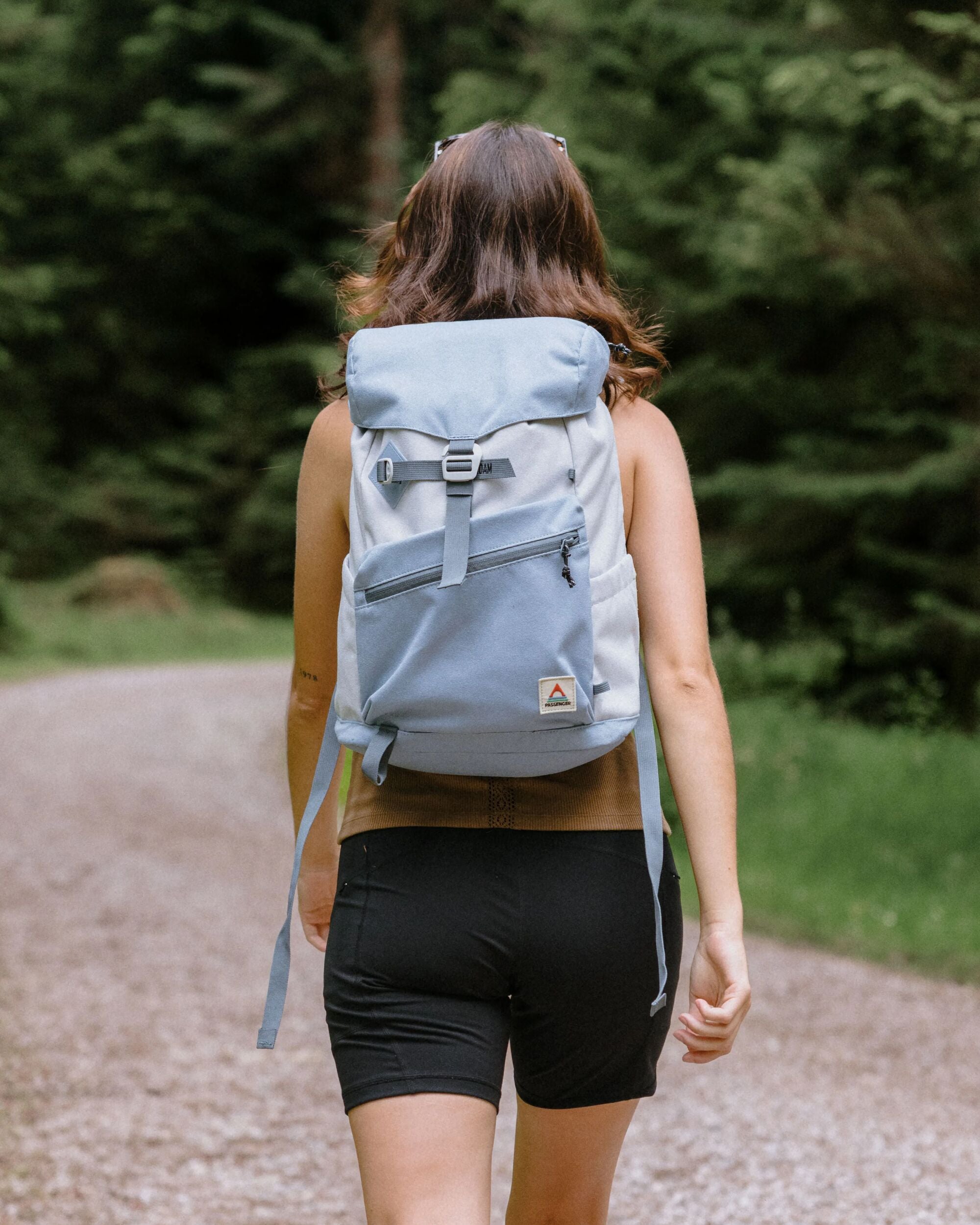 Vantage 24L Backpack - Faded Denim/ Grey Blue - Lifestyle - Female
