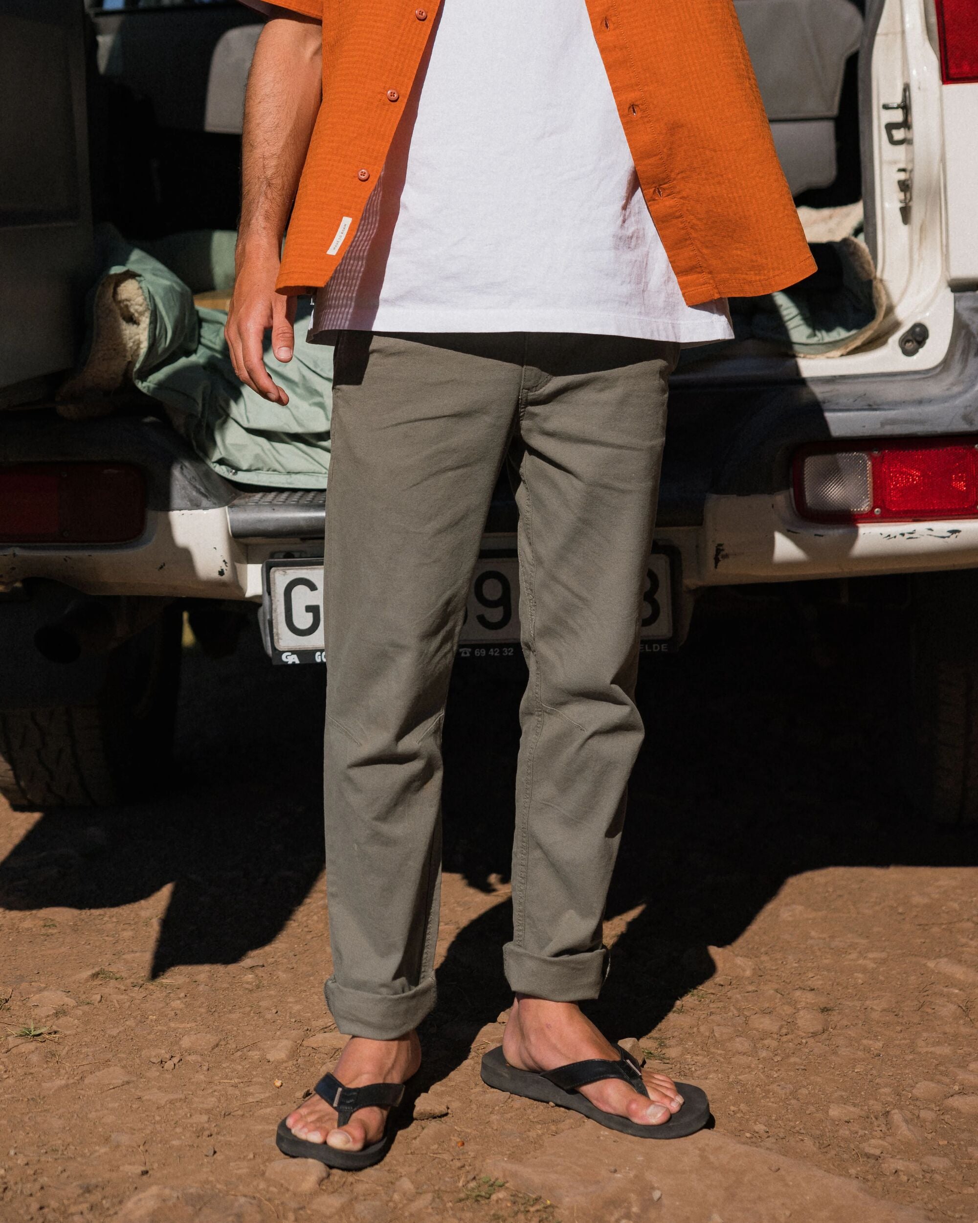 Horizon Regular Fit Trouser - Dusty Olive - Lifestyle