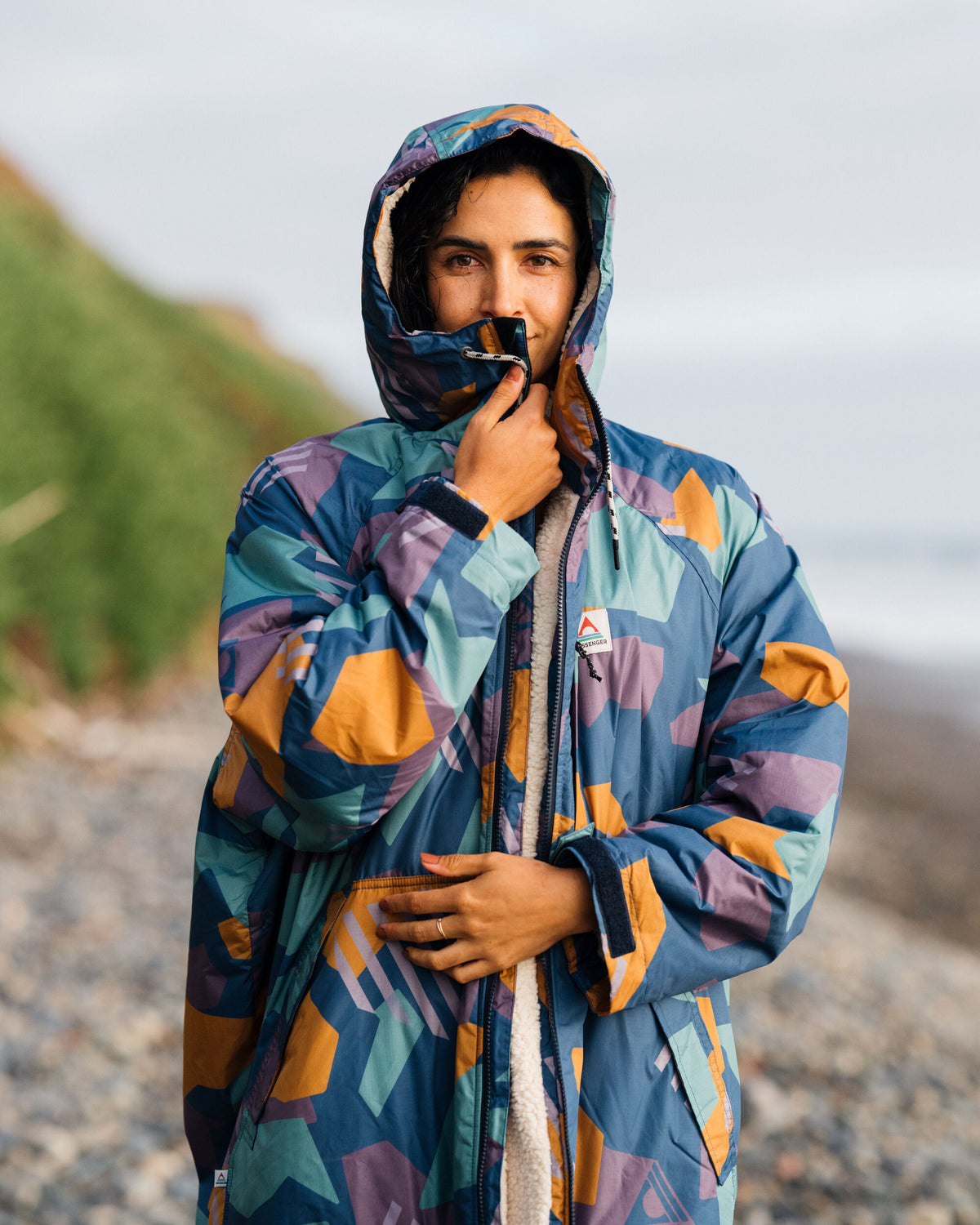 Waves Sherpa Lined Changing Robe - Deep Blue Camo Pattern - Lifestyle - Female