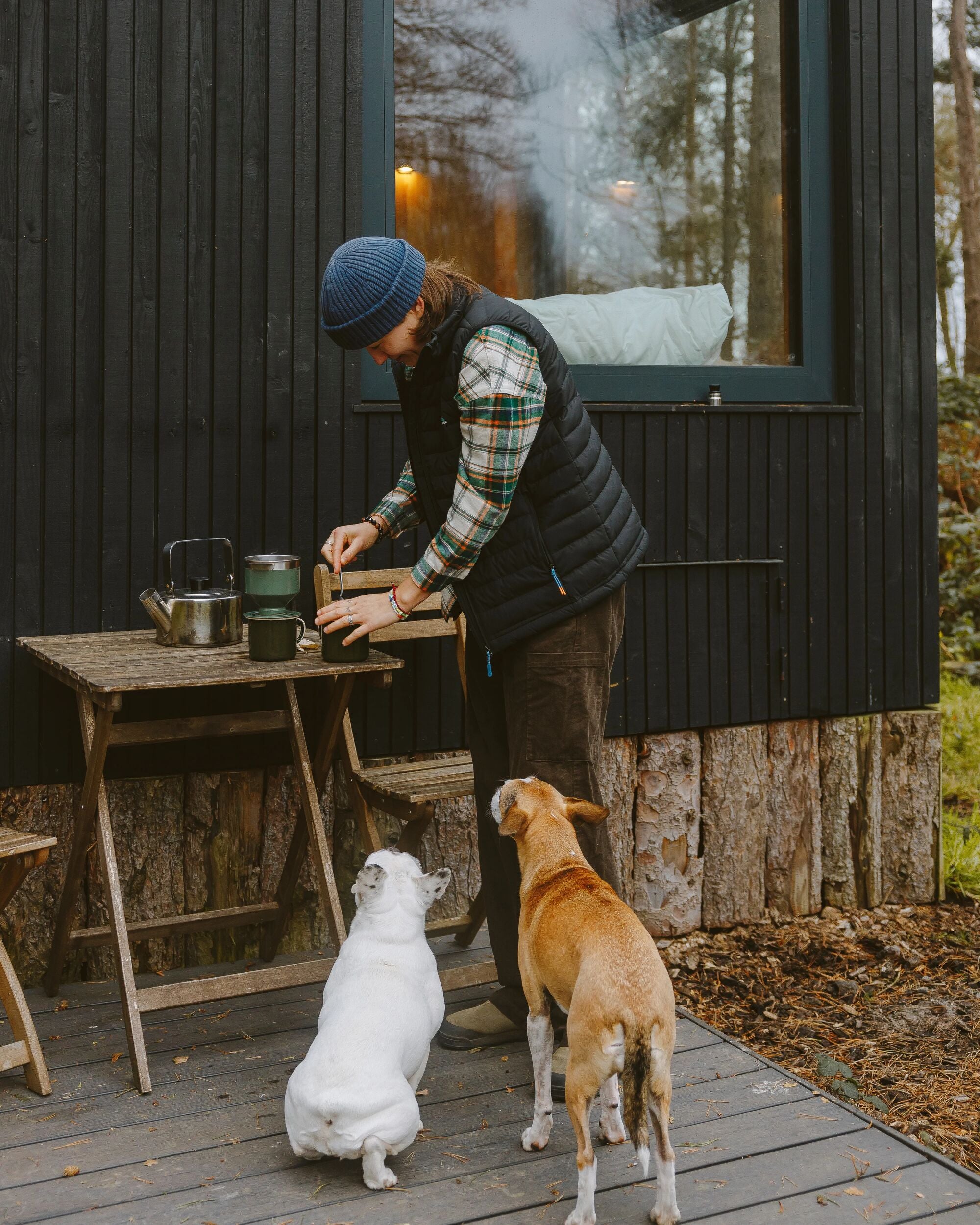 Northstar Down Recycled Gilet - Black - Lifestyle