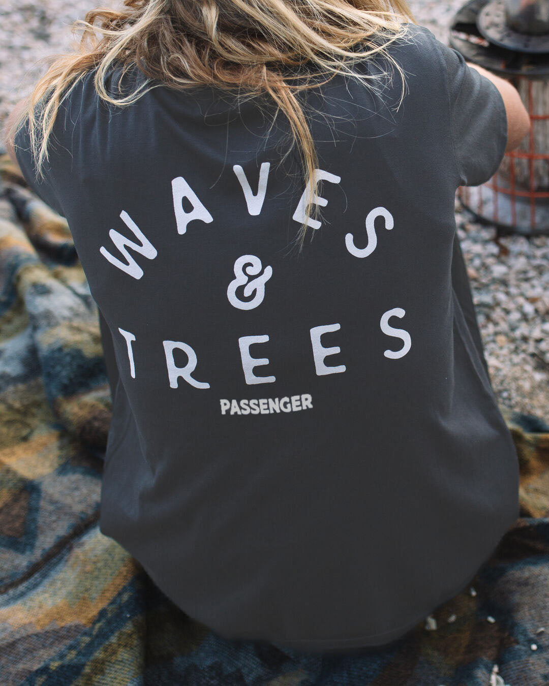 Penida T-Shirt - Charcoal - Lifestyle