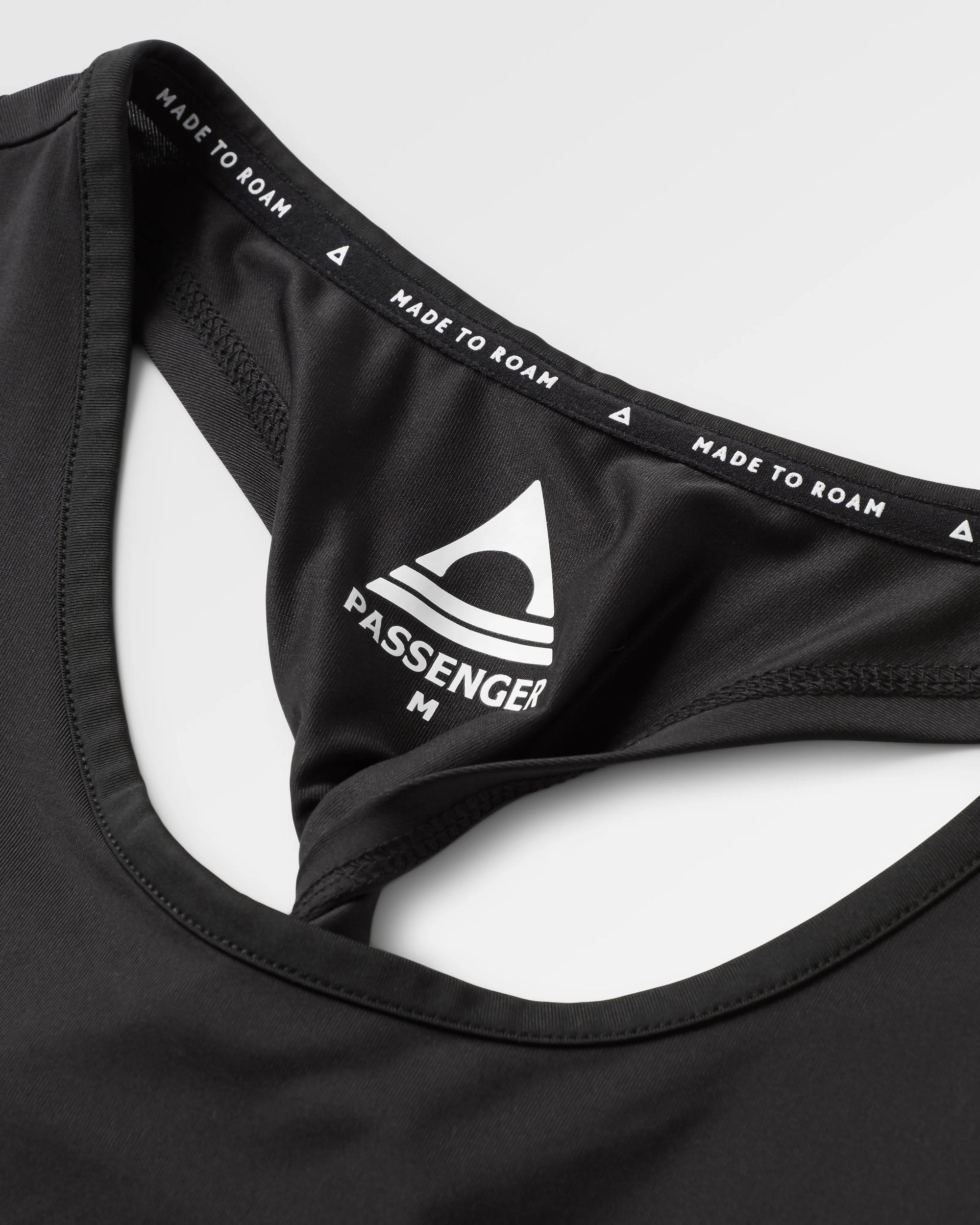 Twist Recycled Active Vest - Black - Flatlay