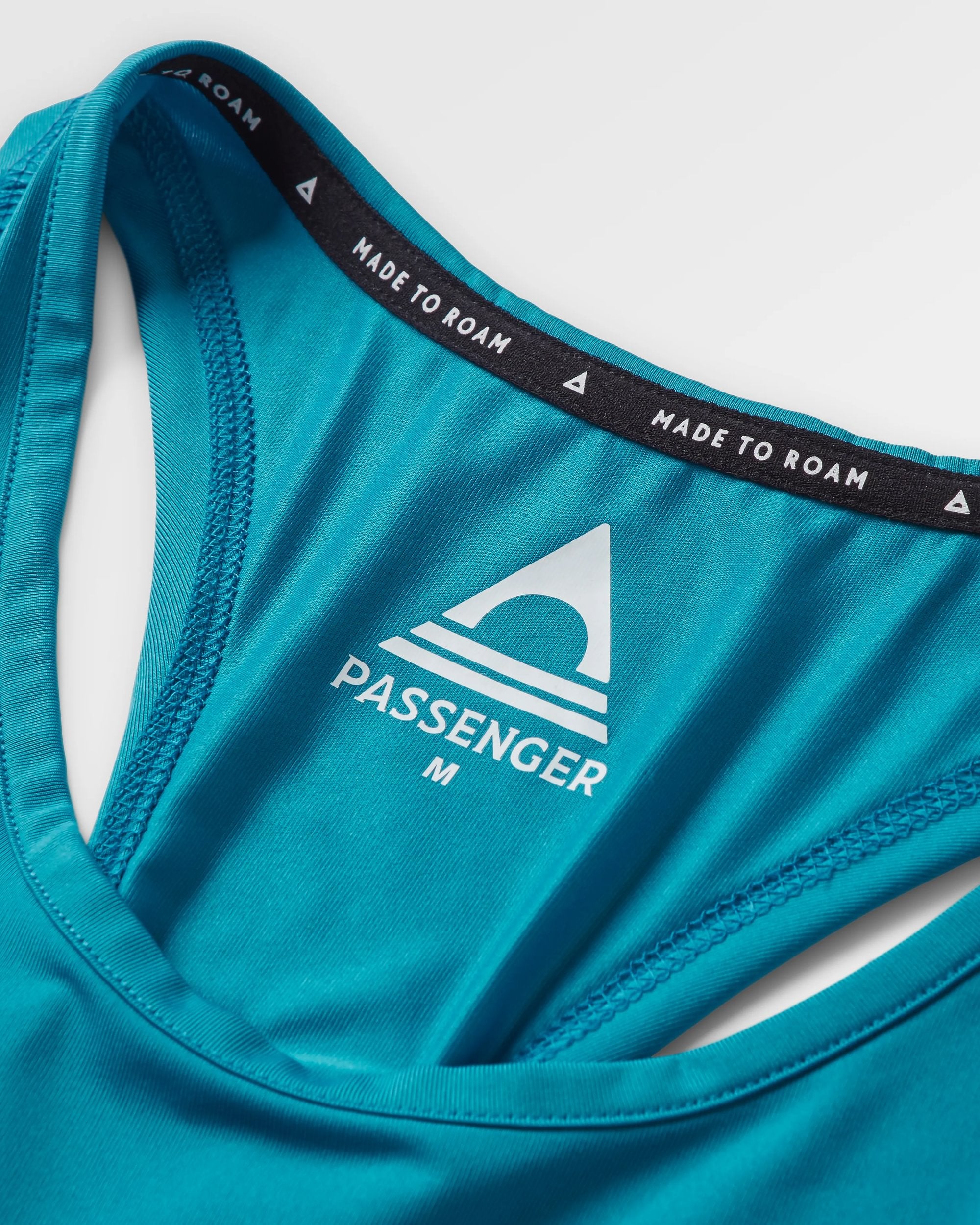 Twist Recycled Active Vest - Blue Pool - Flatlay