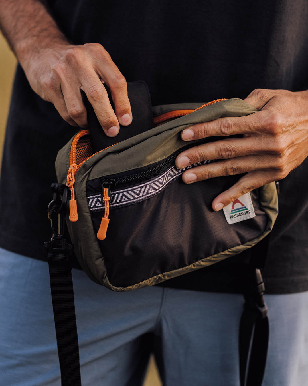 Mainland Recycled Hip Pack - True Black/ Khaki