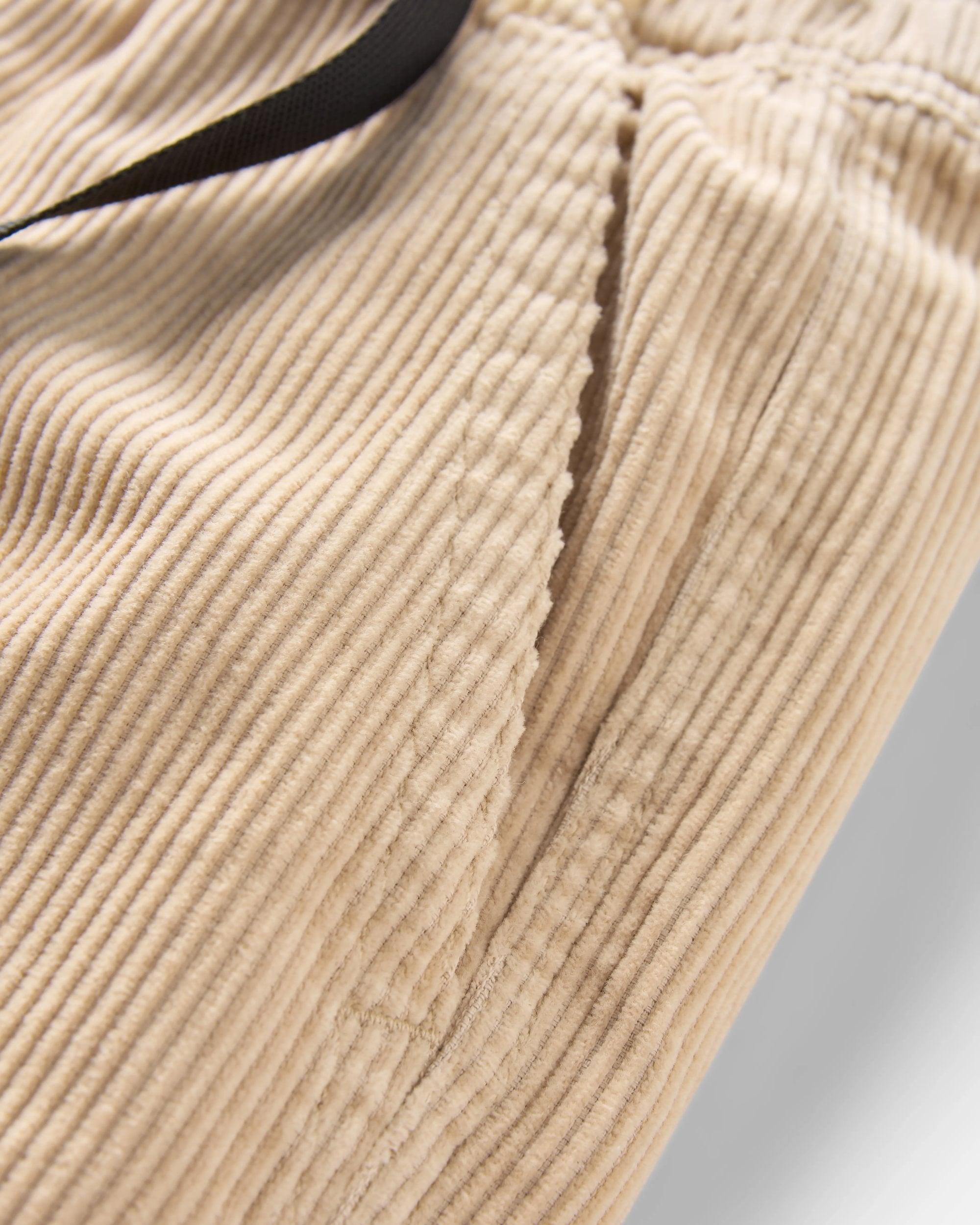 Shack Cord Short - Stone - Flatlay