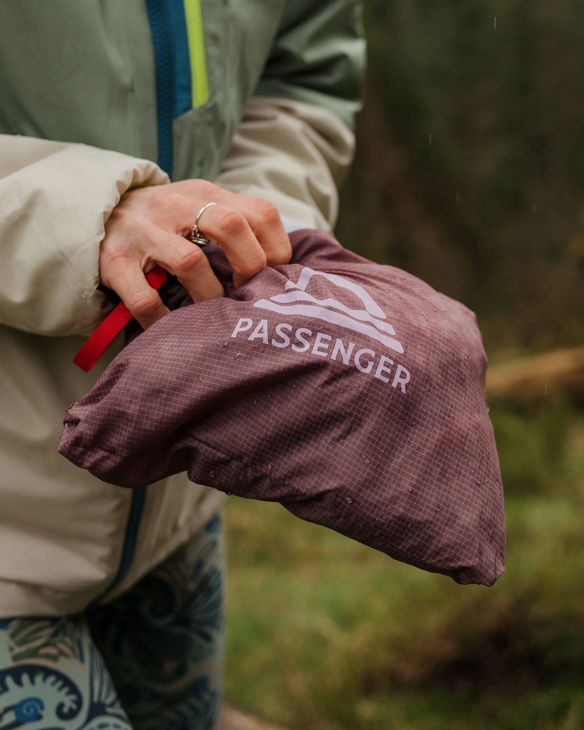 Viento Recycled Windshell Anorak - Lilac Mist/Grape - Lifestyle