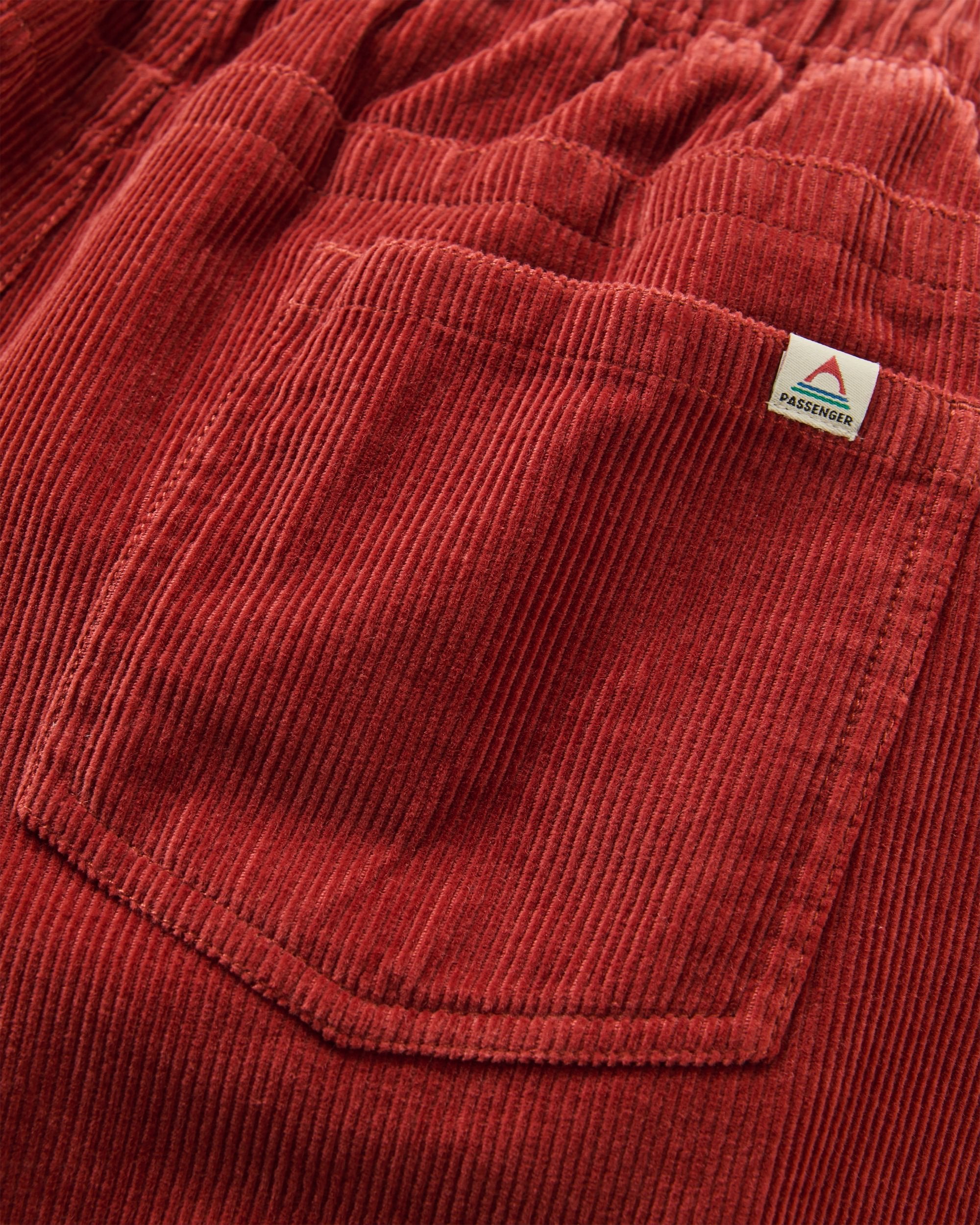 Drifter Cord Short 2.0 - Redwood - Flatlay