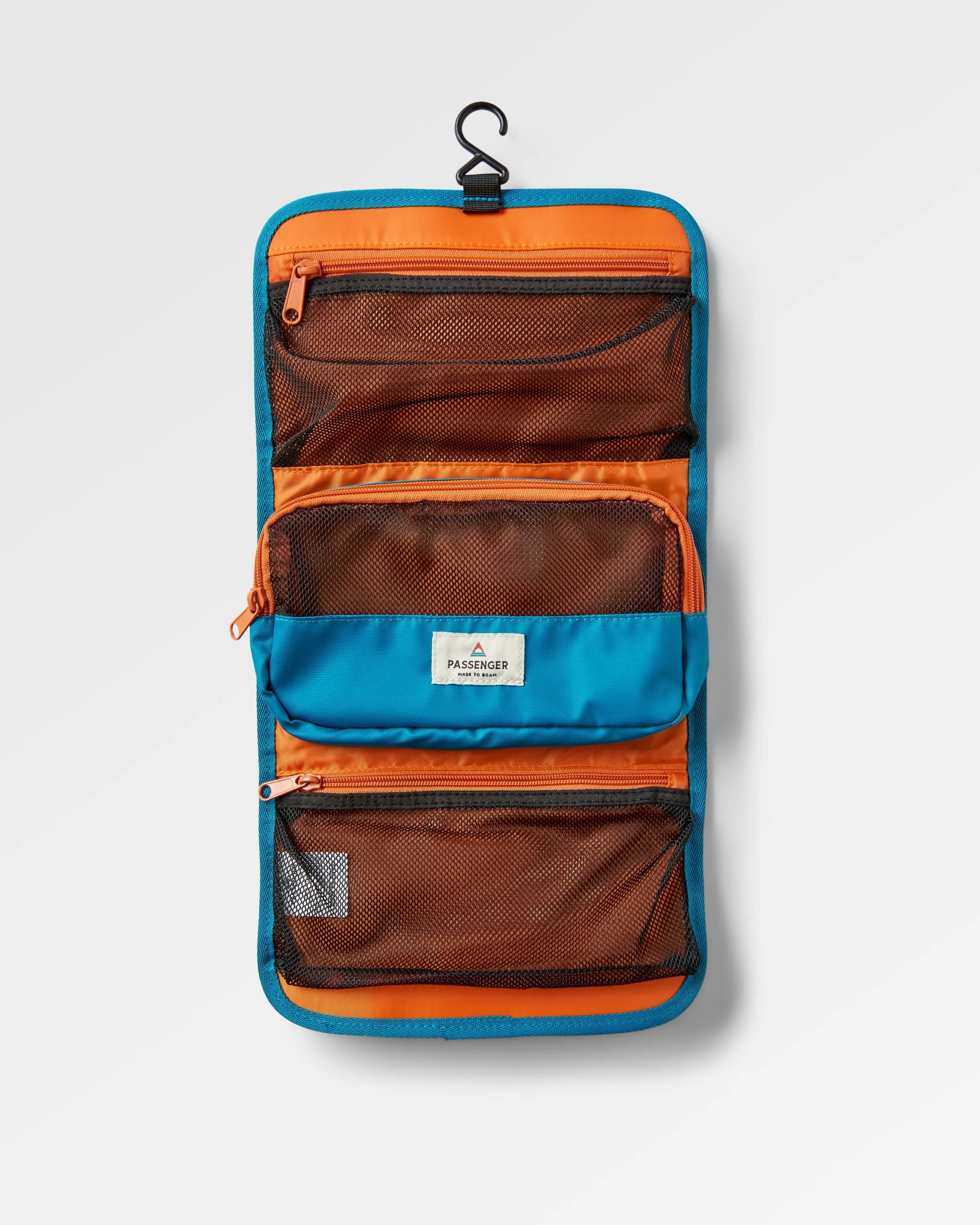 Drop Recycled Wash Kit - Tidal Blue - Flatlay