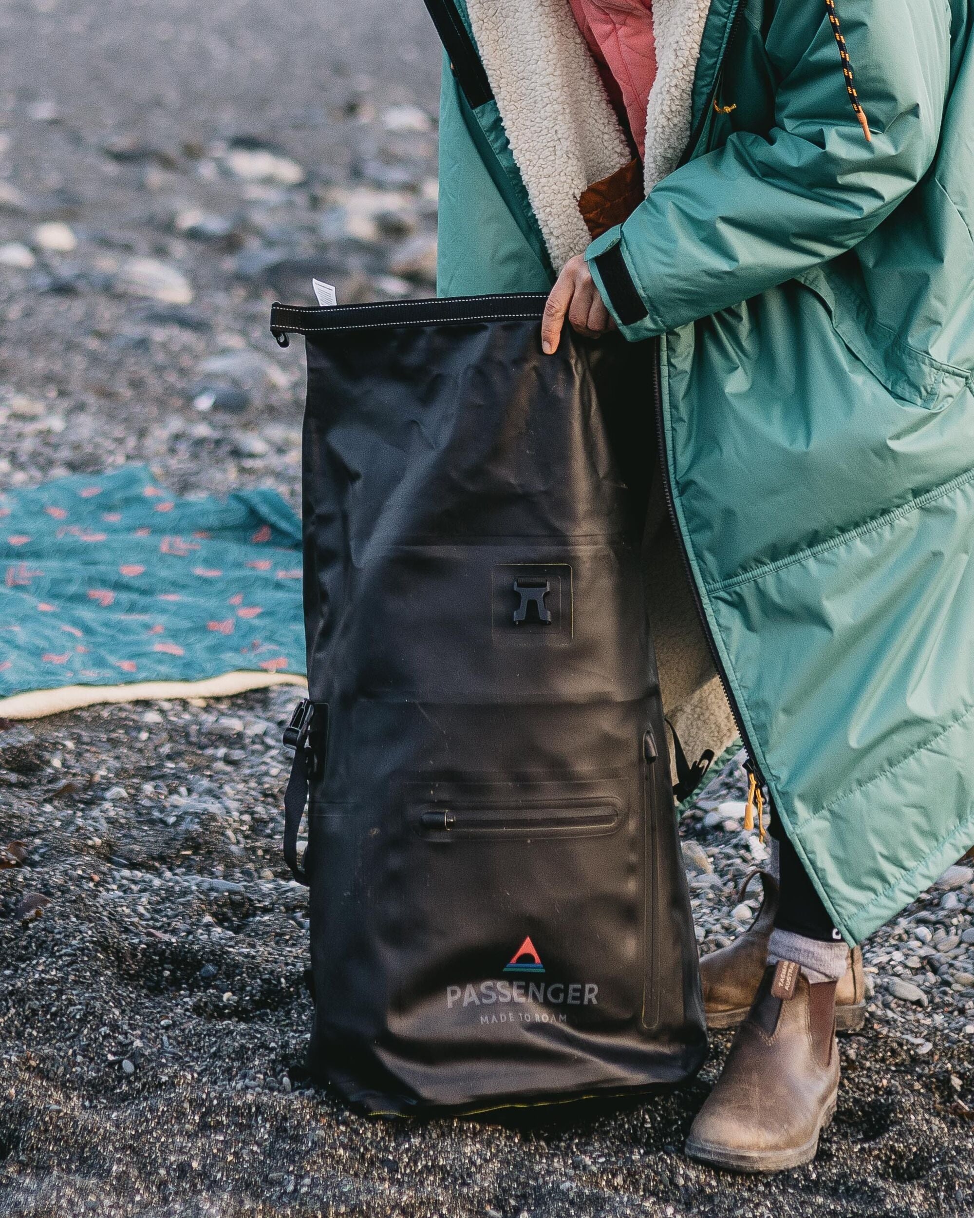 Tide 25L Recycled Dry Bag Backpack - Black - Lifestyle - Female