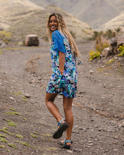 Sono Linen Beach Dress - Mountain Foliage Purple - Lifestyle