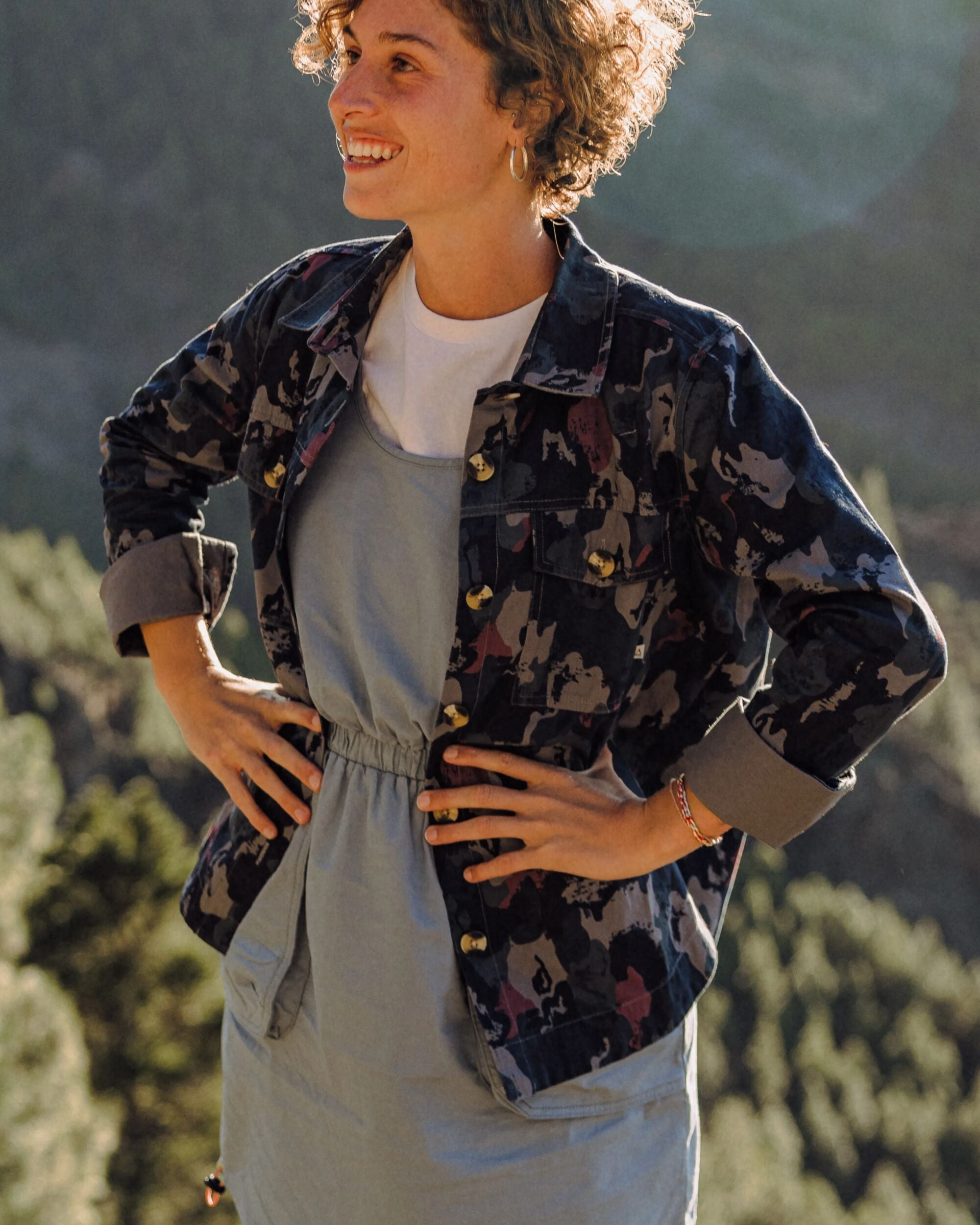 Coral Organic Cotton LS Shirt - Sycamore Camo - Lifestyle