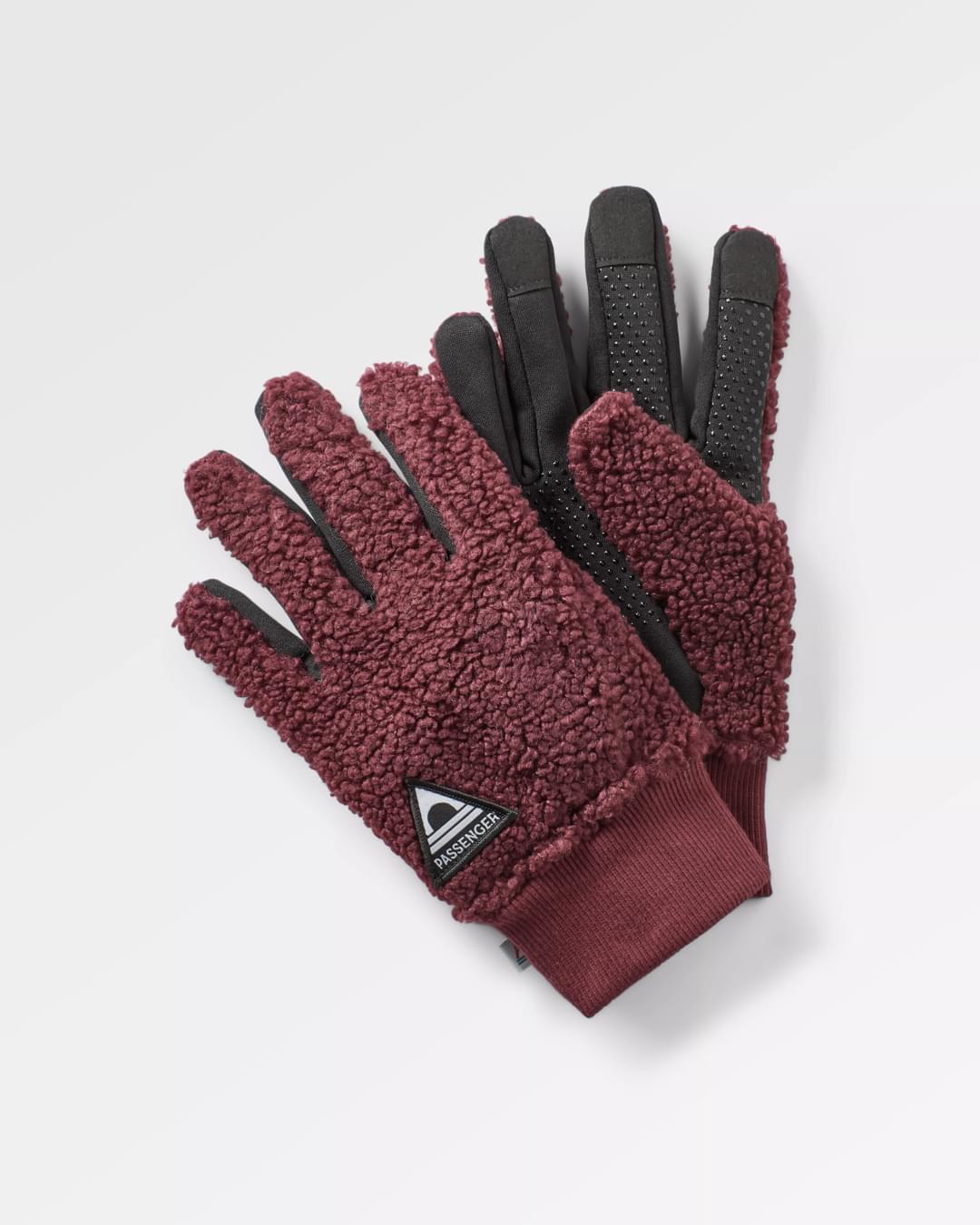 Snowfall 2.0 Recycled Sherpa Gloves - Wine - Flatlay