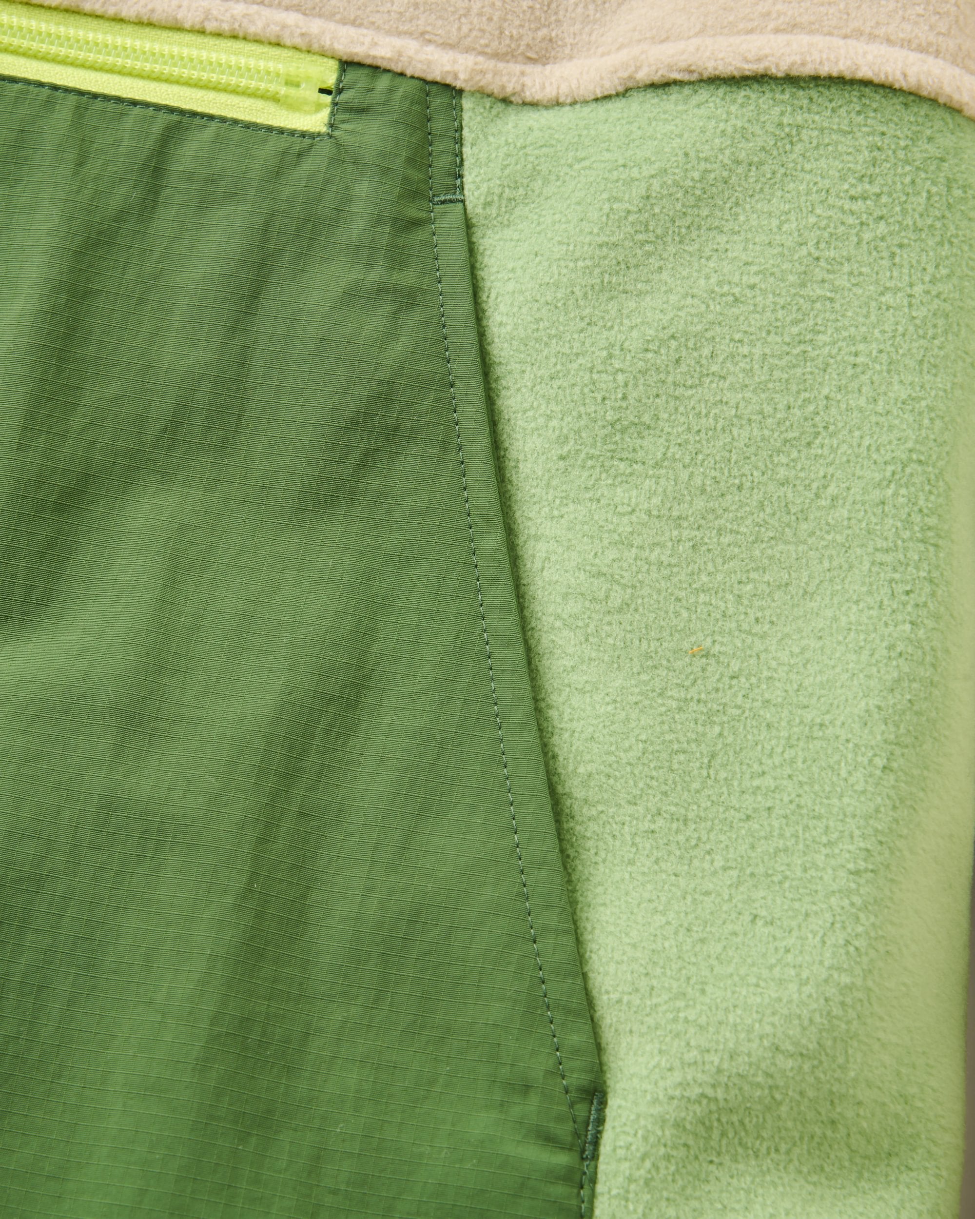 Alexander Hooded Polartec® Fleece - Feather/Wild Green - Flatlay