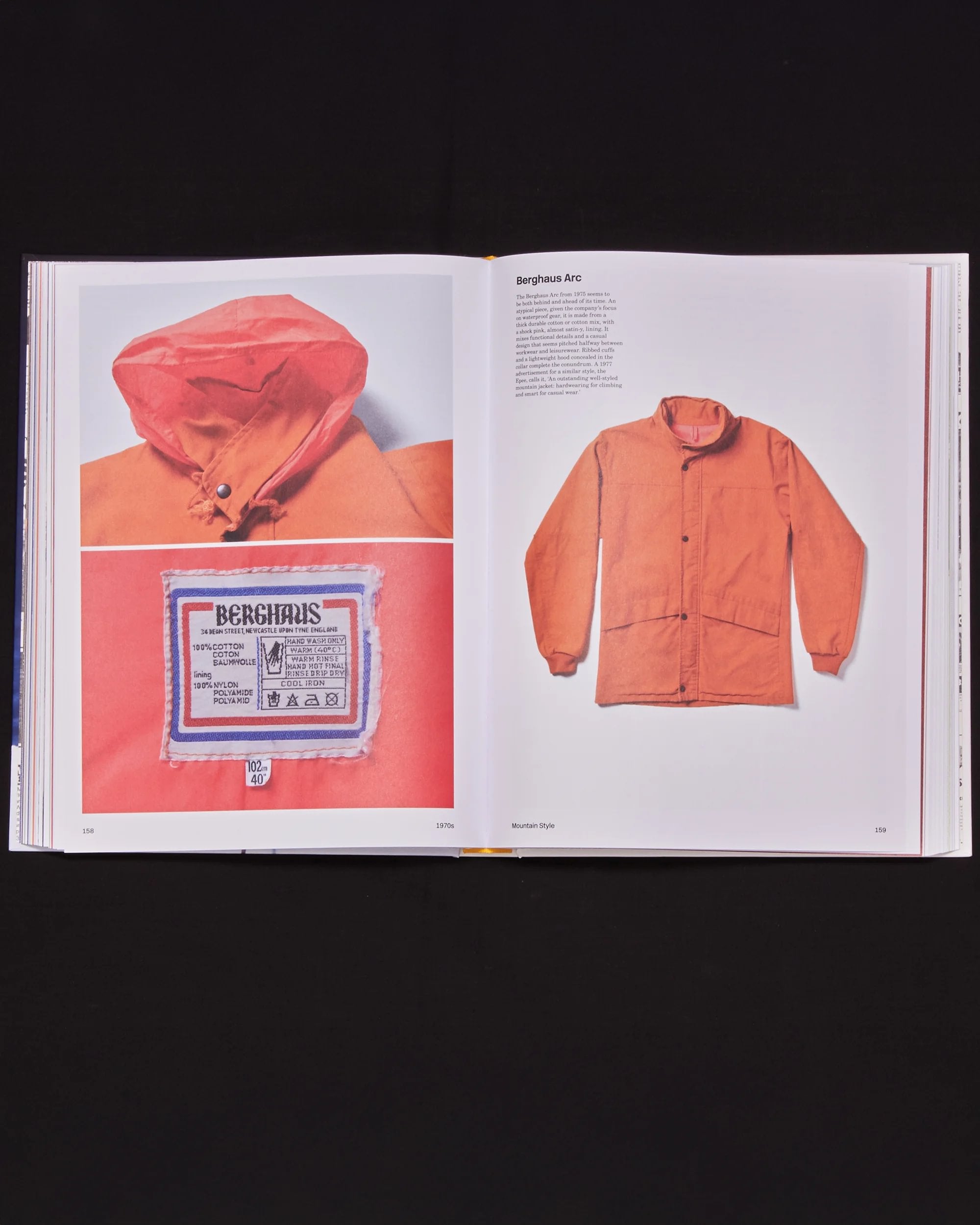 Mountain Style: British Outdoor Clothing 1953-2000 - Flatlay