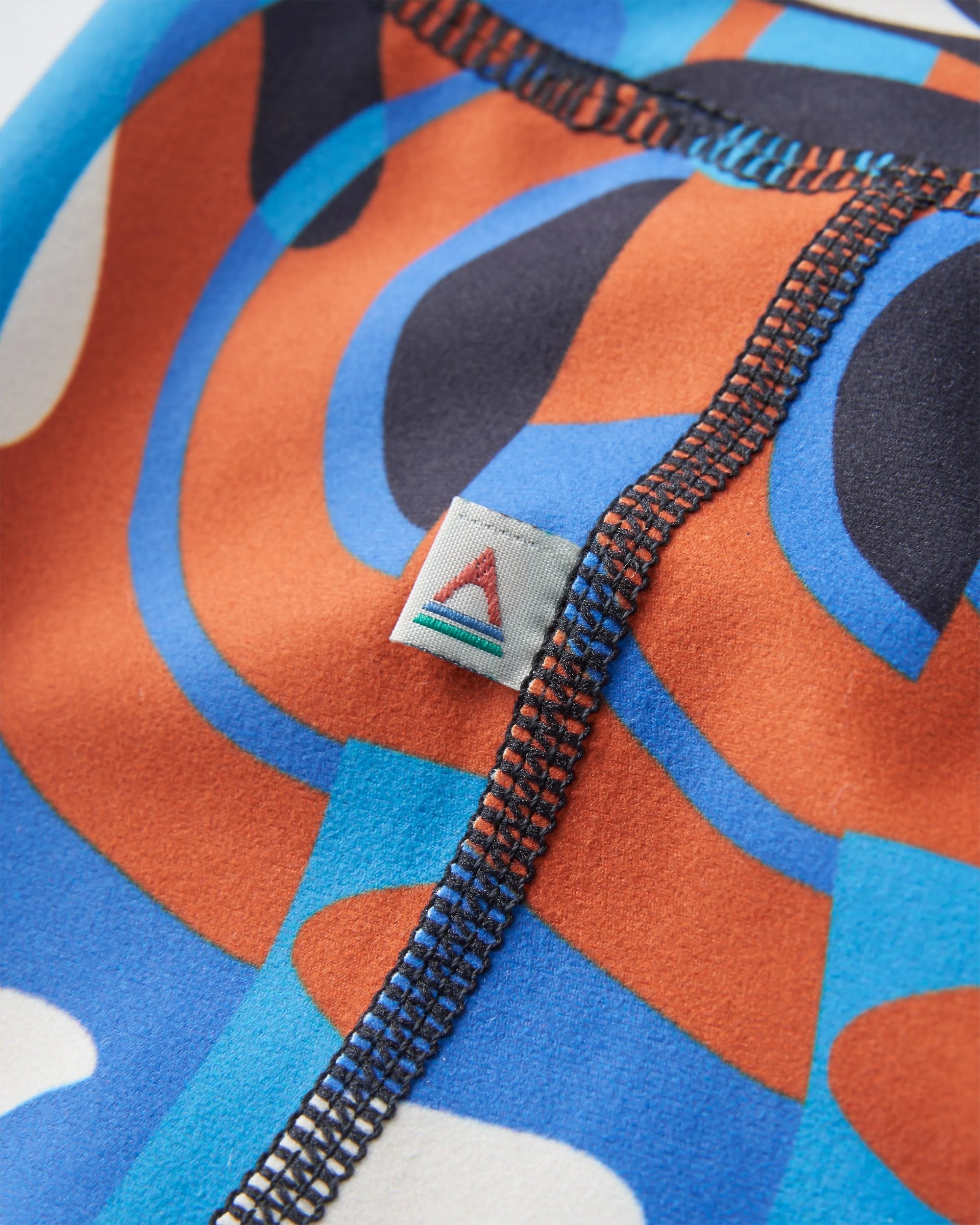 Mantra Recycled Active Legging - Mountain Foliage Blue - Flatlay