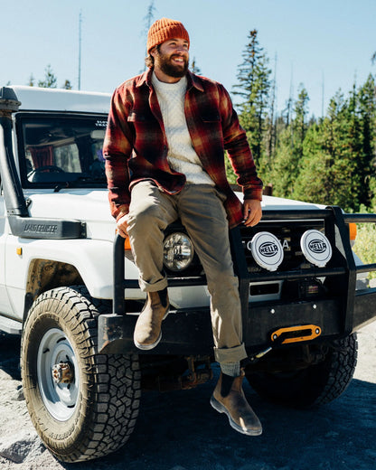 365 Cotton Trouser - Dusty Olive - Lifestyle
