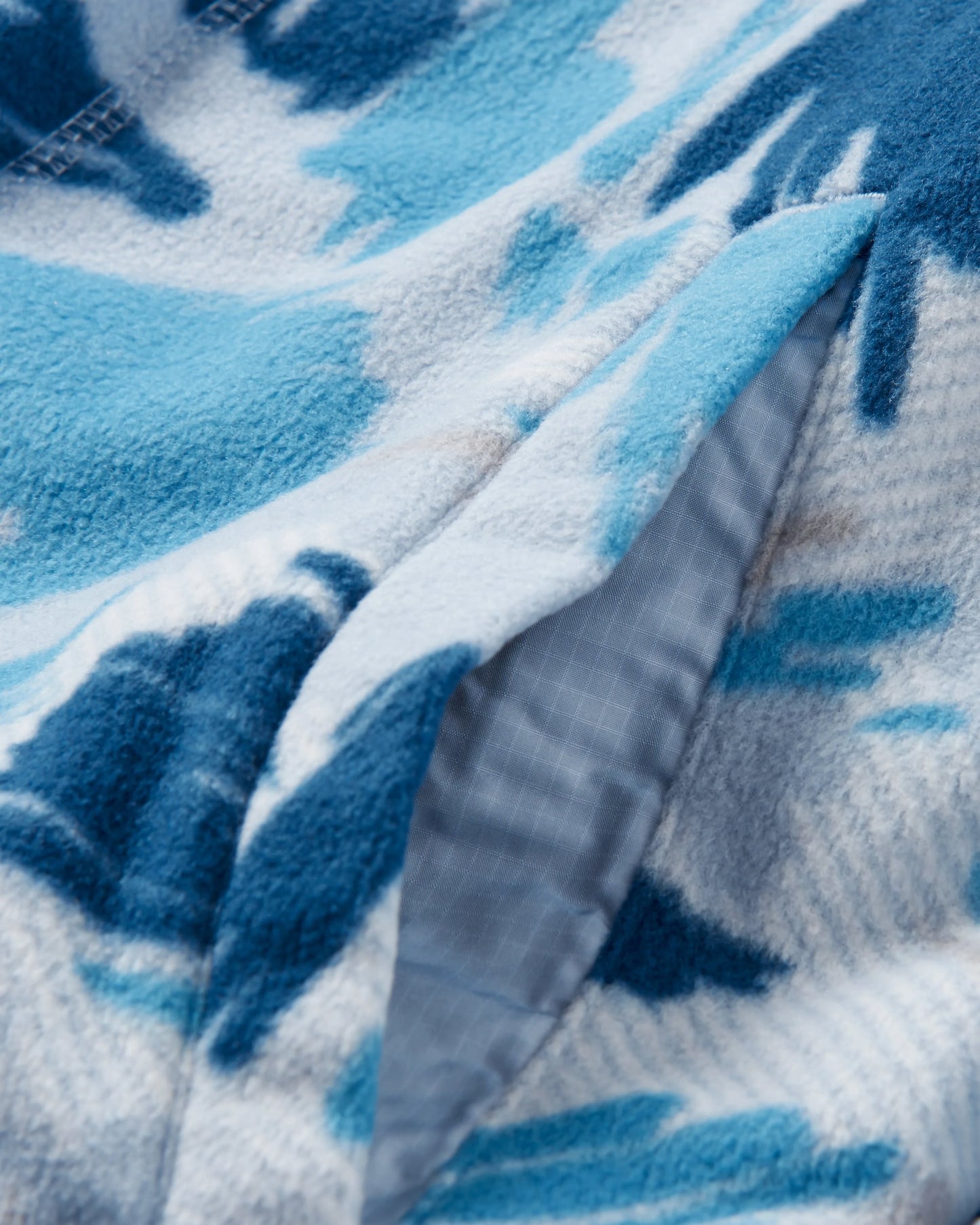 Sorrel Recycled Polar Fleece - Abstract Mountain Blue Fog