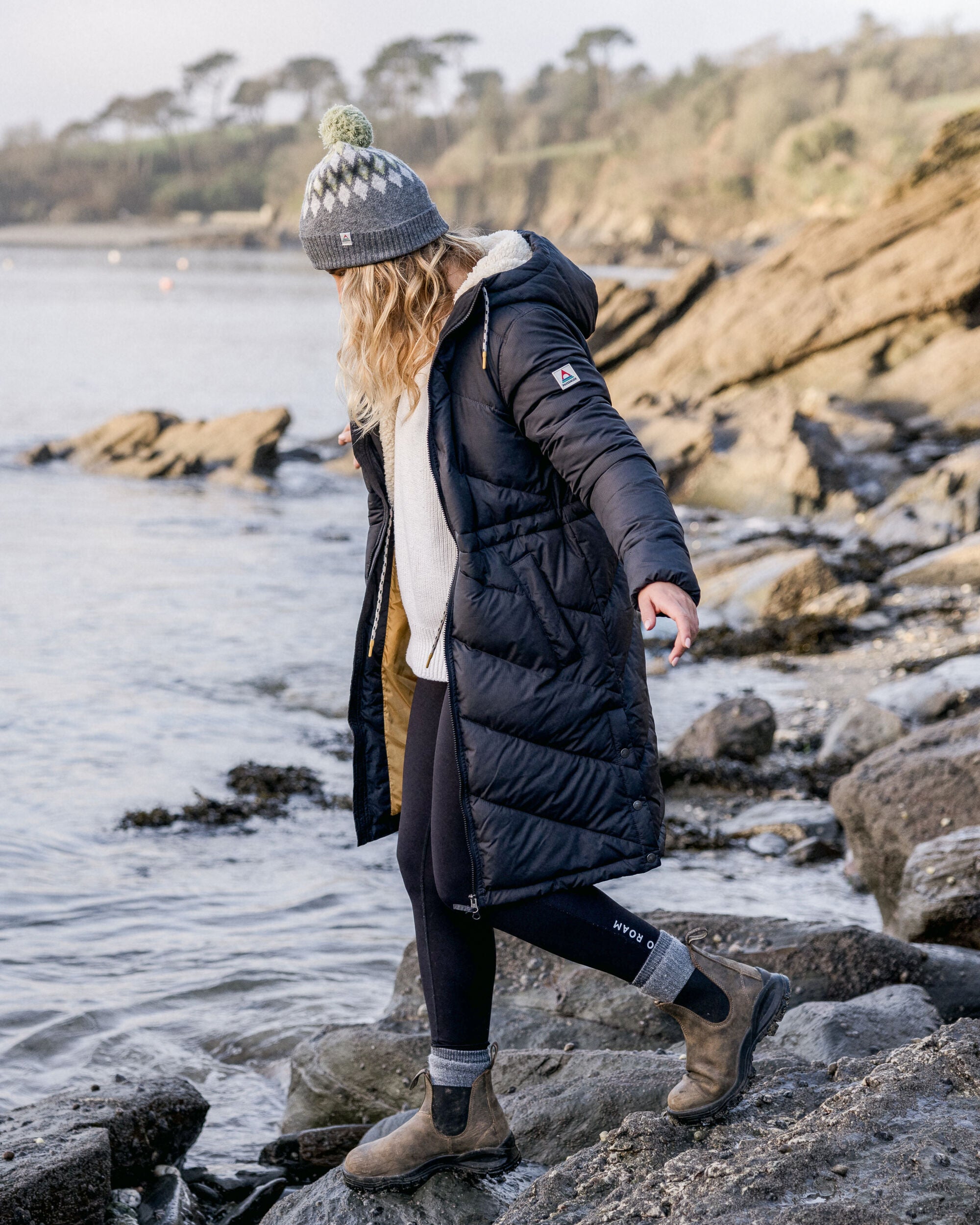 Kinsey 2.0 Recycled Jacket - Phantom Black - Lifestyle