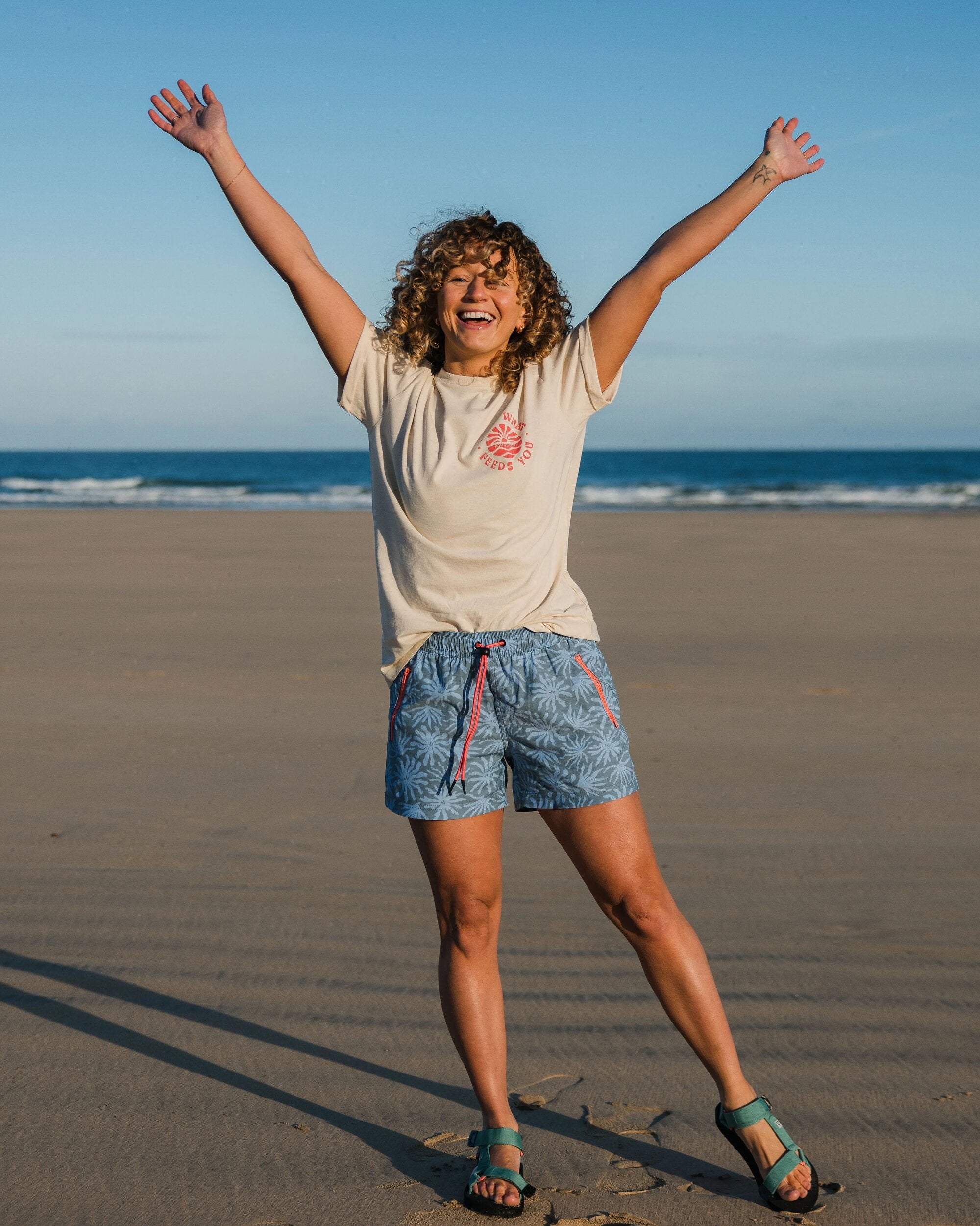 Rediscover Recycled Cotton T-Shirt - Birch - Lifestyle