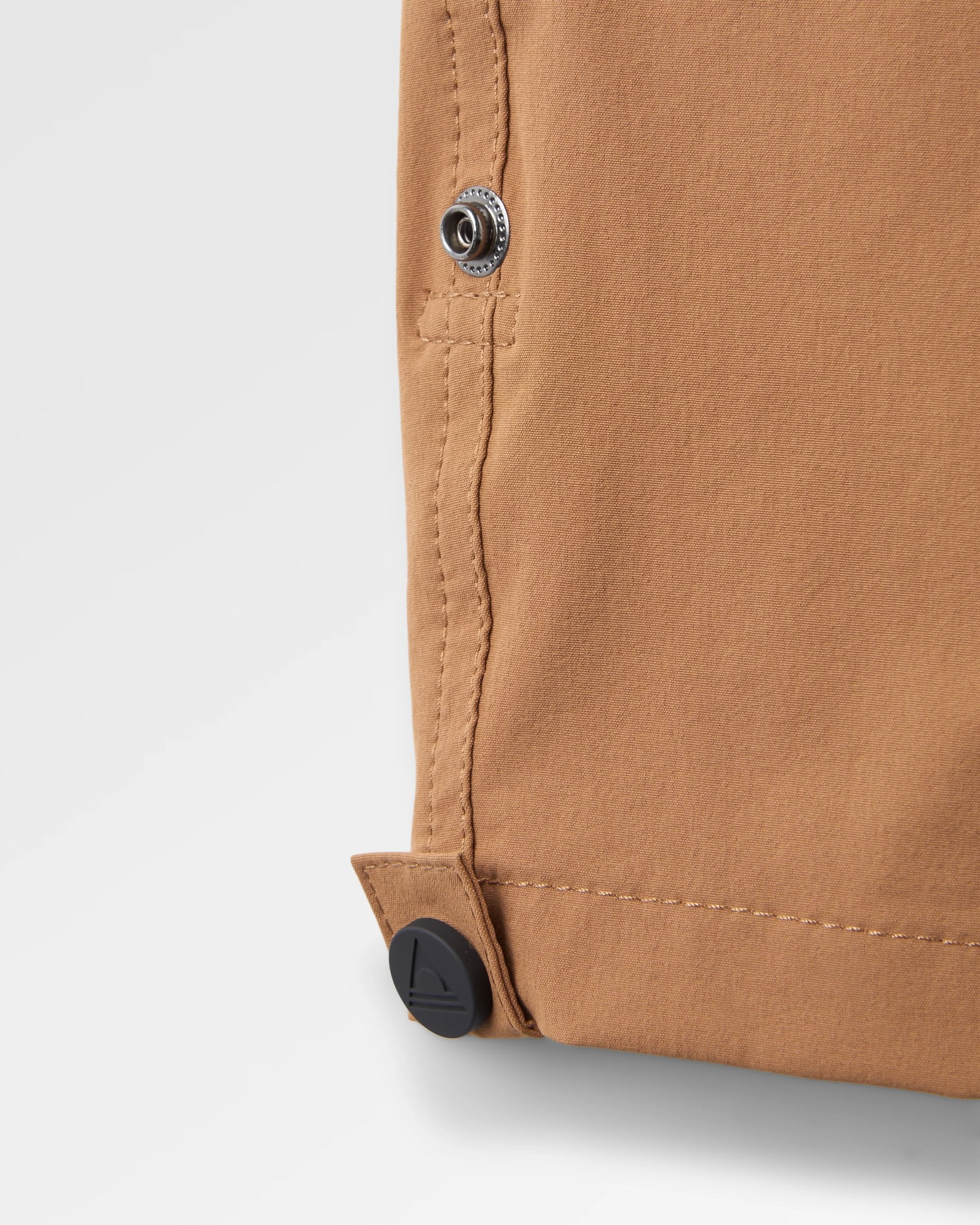 365 Trail Roll Up Short - Toffee - Flatlay