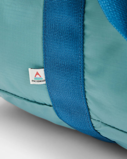 Trail Light 40L Duffel Bag - Arctic - Flatlay