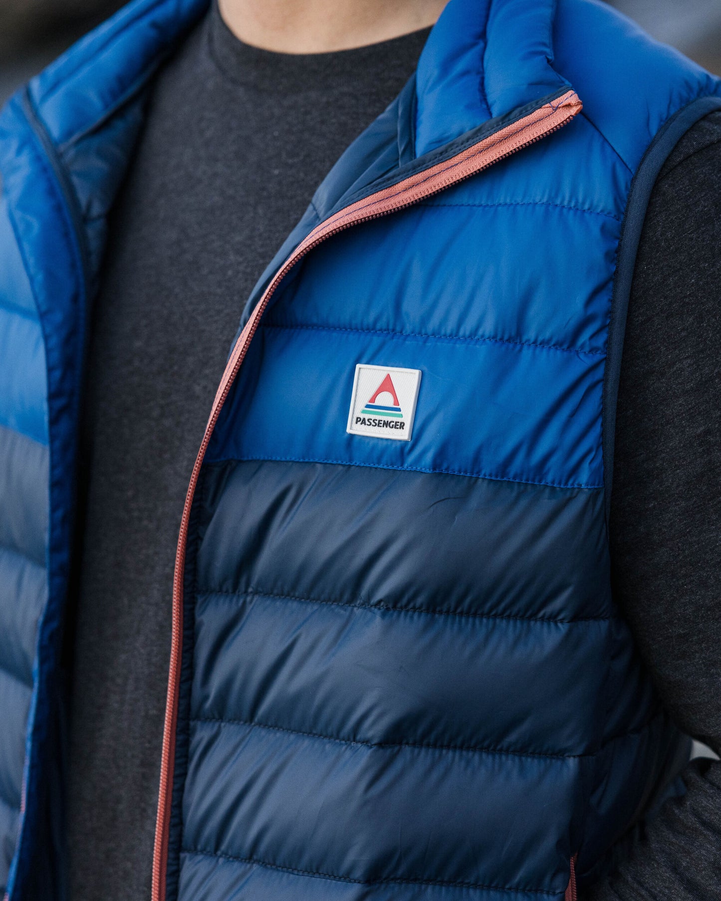 Roamer Insulated Vest - Rich Navy/Cobalt