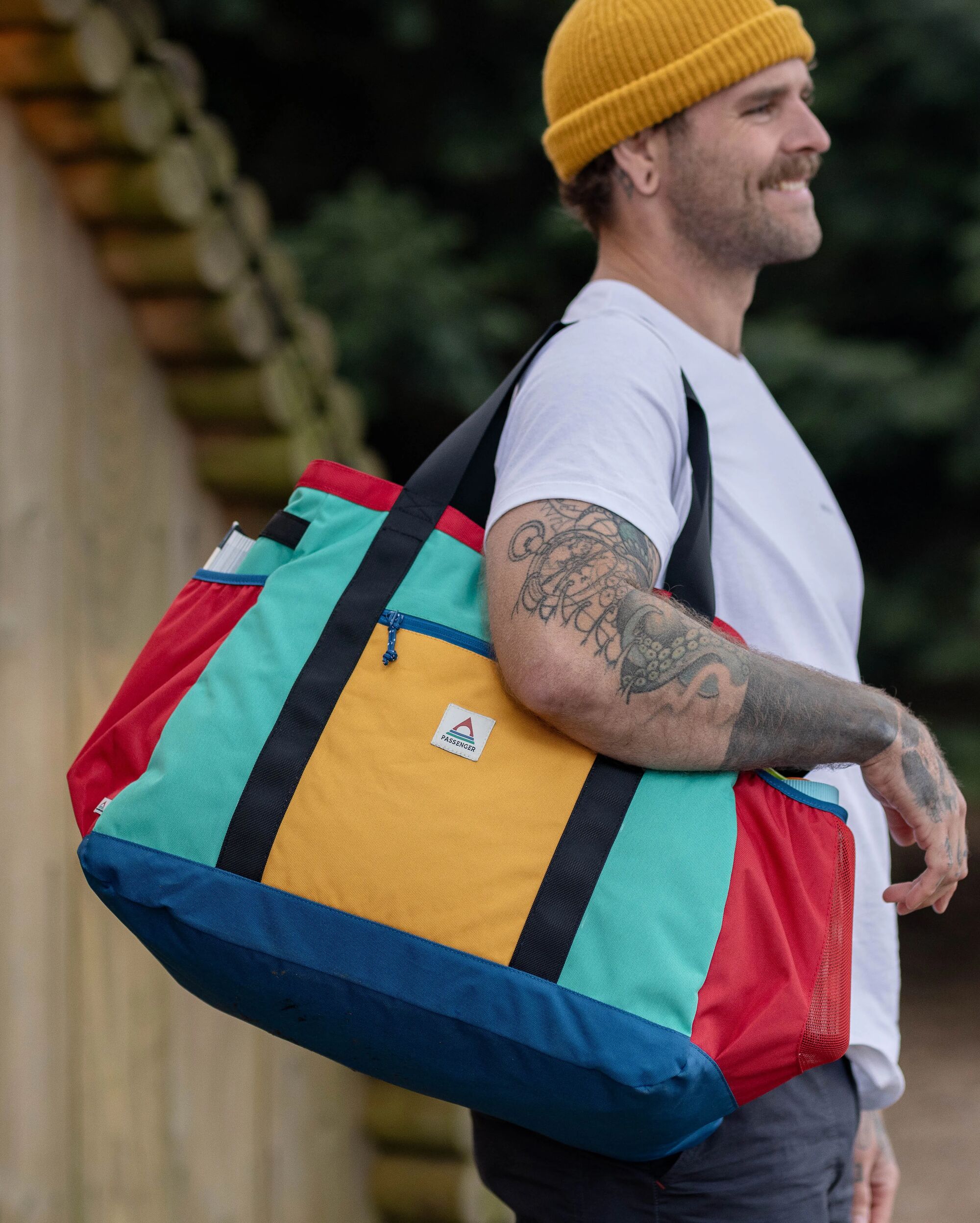 Sojourn Gear Tote 48L - Multi Primary - Lifestyle - Male