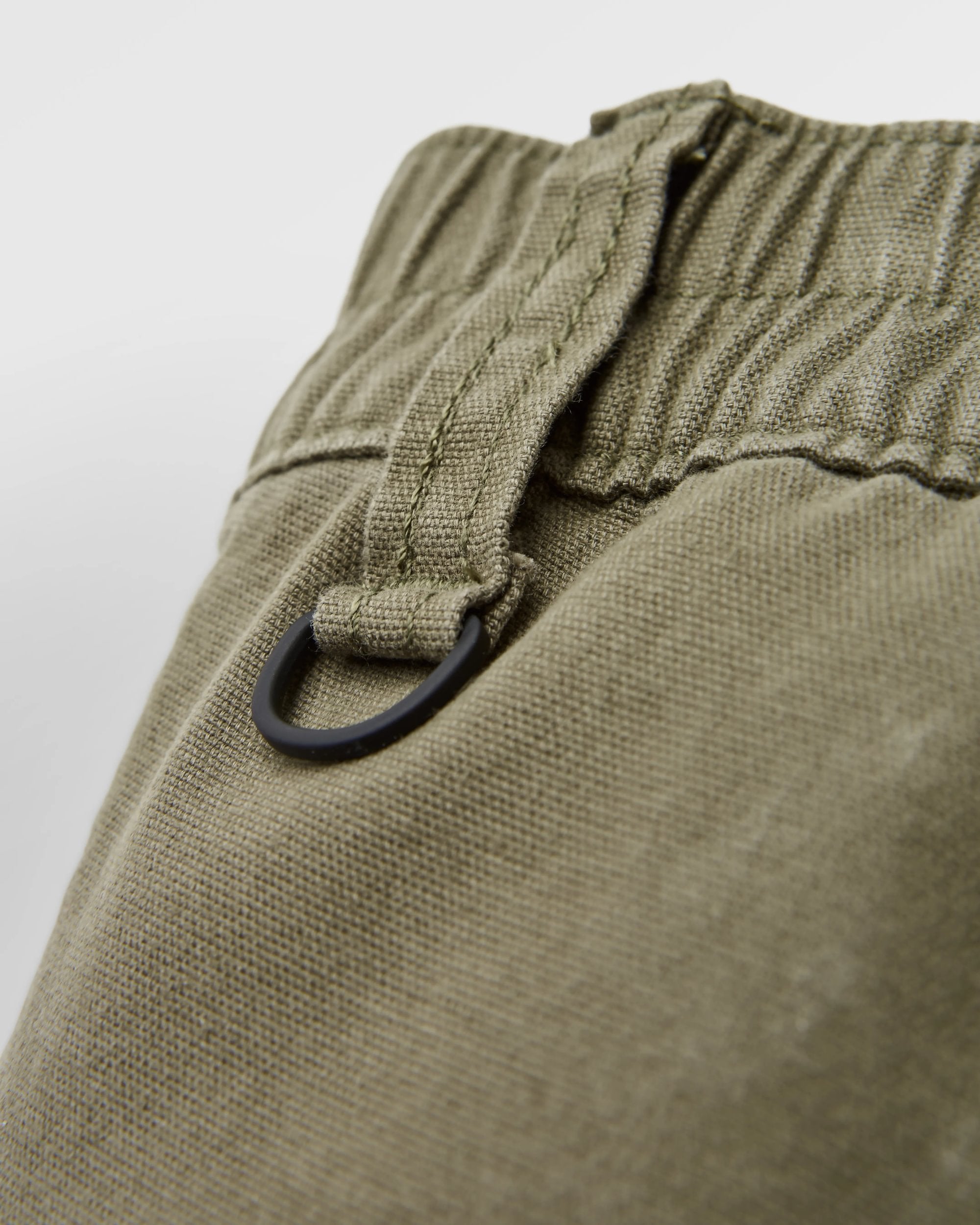 Horizon Comfort Chino - Dusty Olive - Flatlay