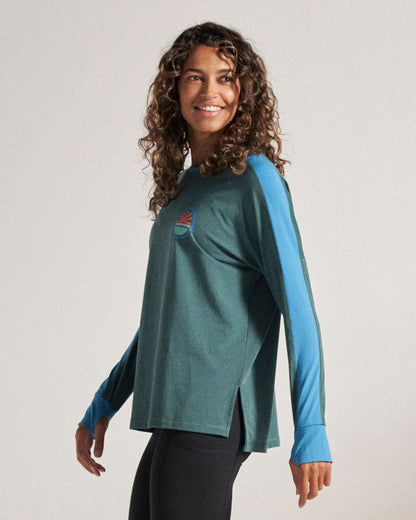 Chase The Light Drirelease® Active LS T-Shirt - Deep Ocean - Studio Model