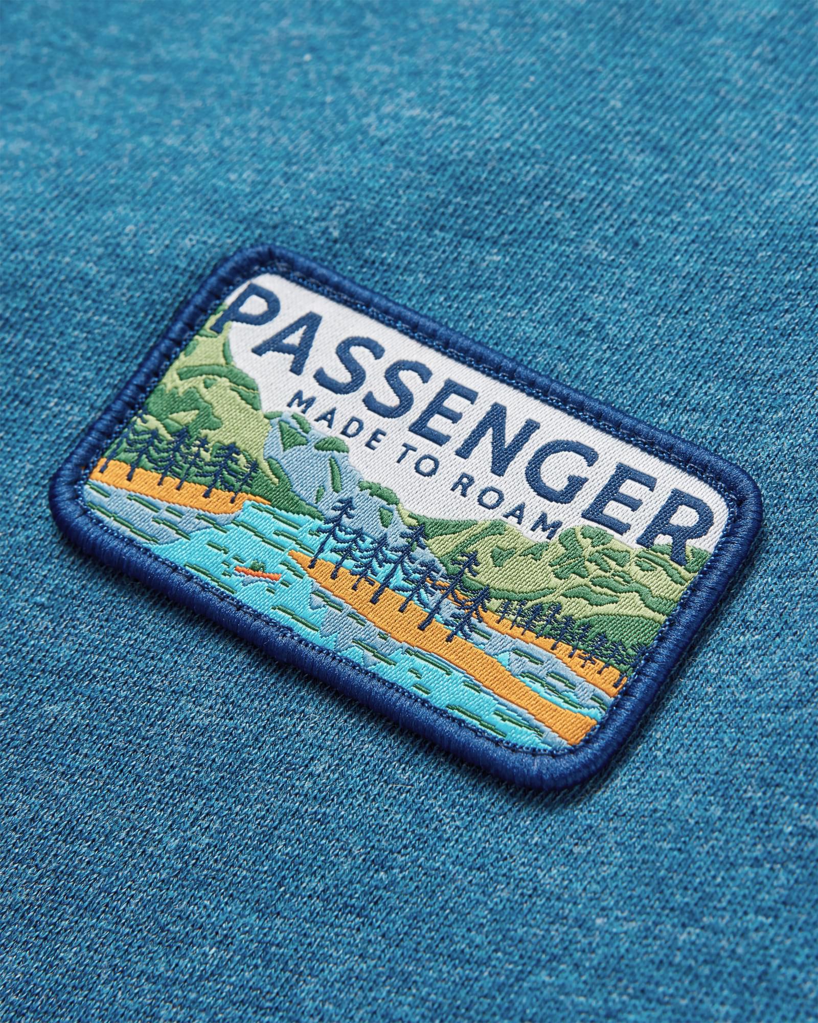 Love The Wild Sweatshirt - Blue Steel Marl - Flatlay