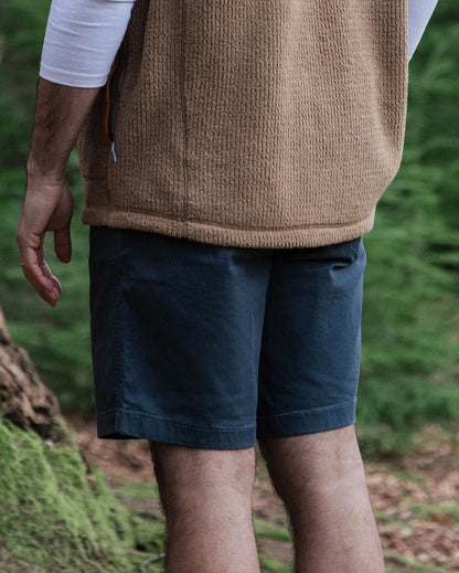 Drifter Organic Cotton Short - Charcoal - Lifestyle