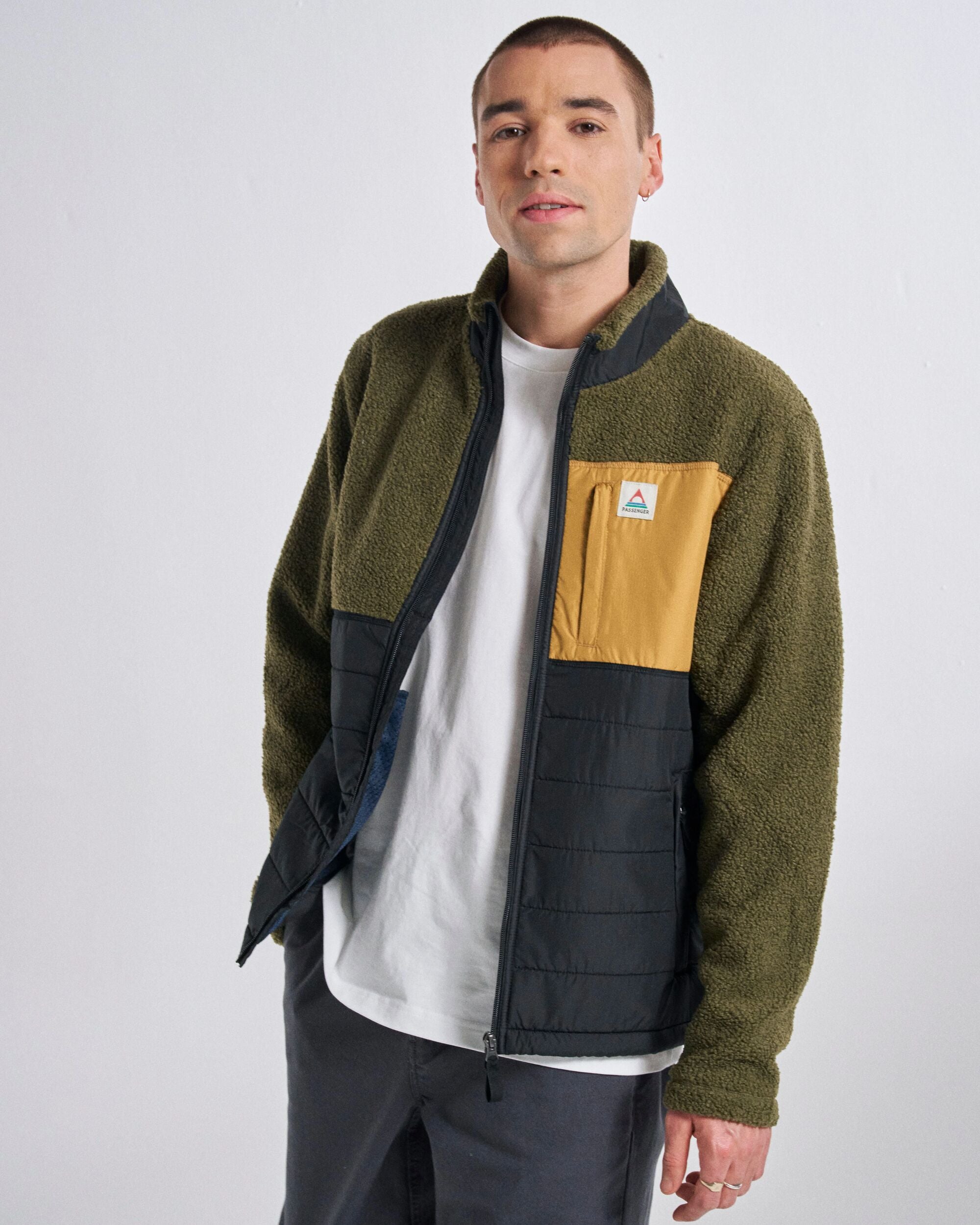 Born Explorer Polar-Lined Sherpa Fleece Khaki – Passenger