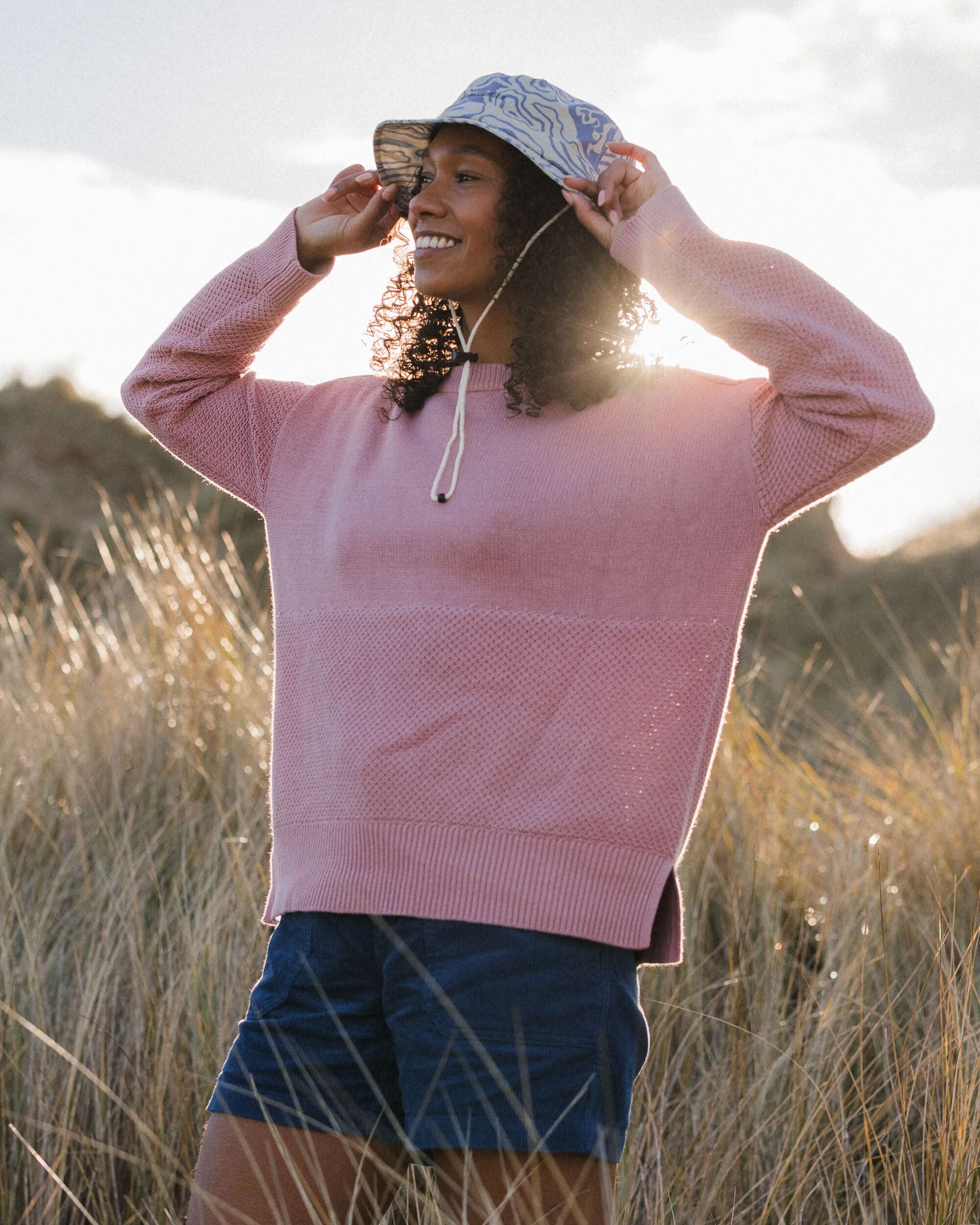 Cove Organic Cotton Knitted Jumper - Pink Haze - Lifestyle