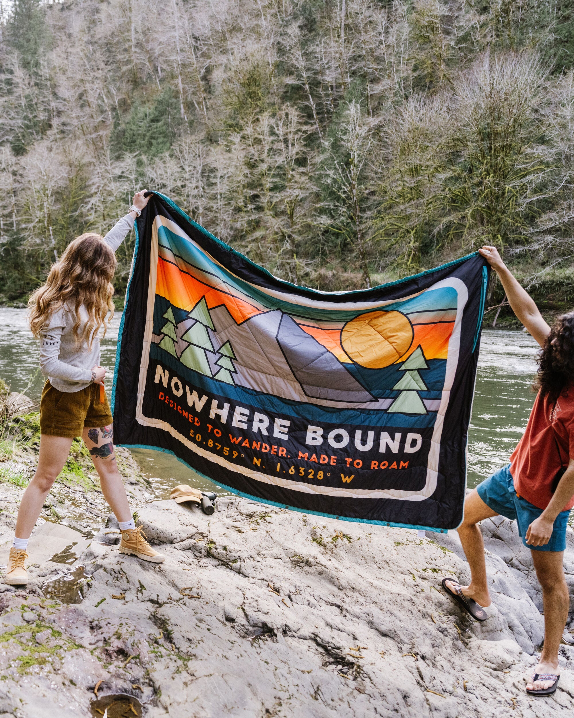 Cabin Recycled Sherpa Blanket - Black 'Nowhere Bound' Print - Lifestyle