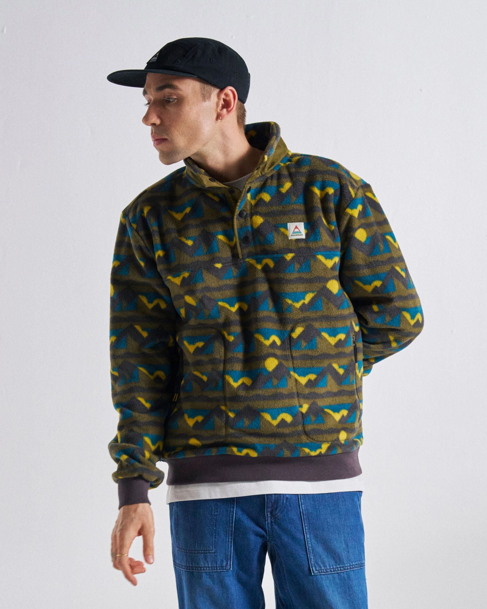 Take It Easy Polar Fleece - Views Dark Olive - Studio Model