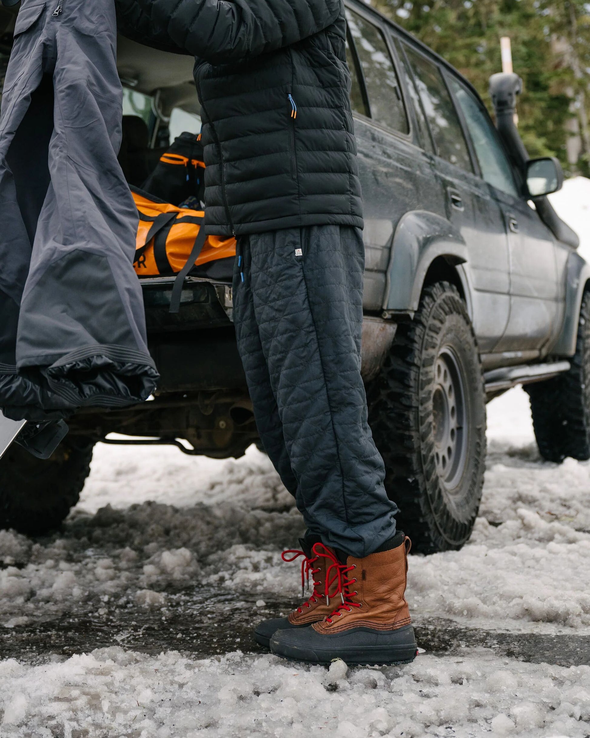 Timberline Recycled Quilted Jogger - Black