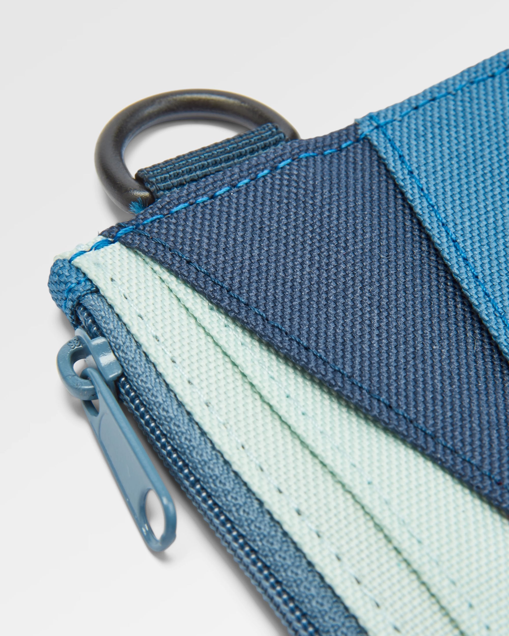 Mountain Recycled Card Holder - Rich Navy/Surf Spray/Moonlight Blue - Flatlay