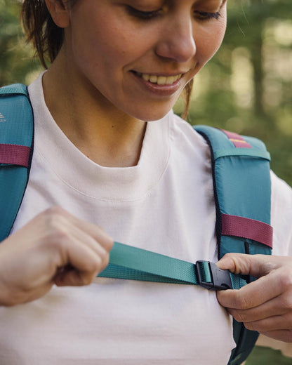 Womens_Track Recycled 30L Backpack - Mediterranean