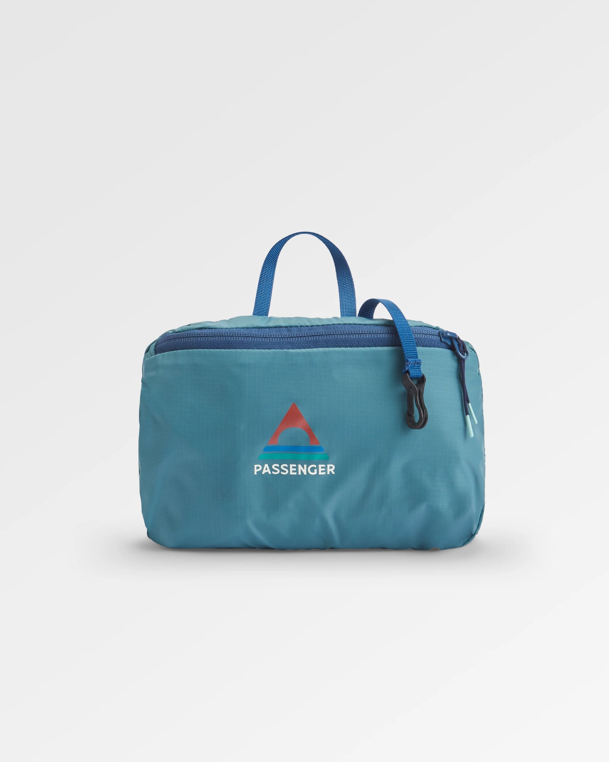 Trail Light 40L Duffel Bag - Arctic - Flatlay