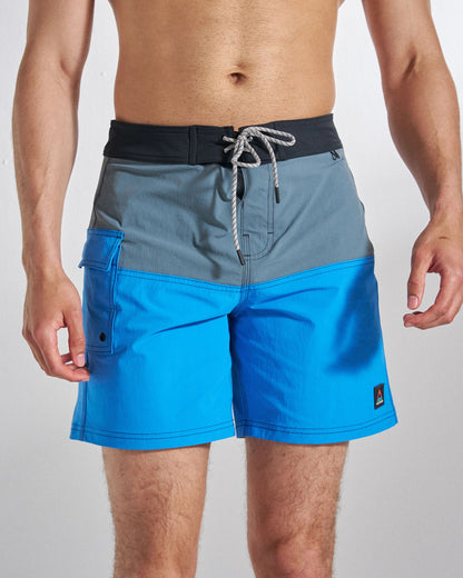 Cutback NetPlus® 17" Boardshort - Storm Grey/Marine Blue - Studio Model