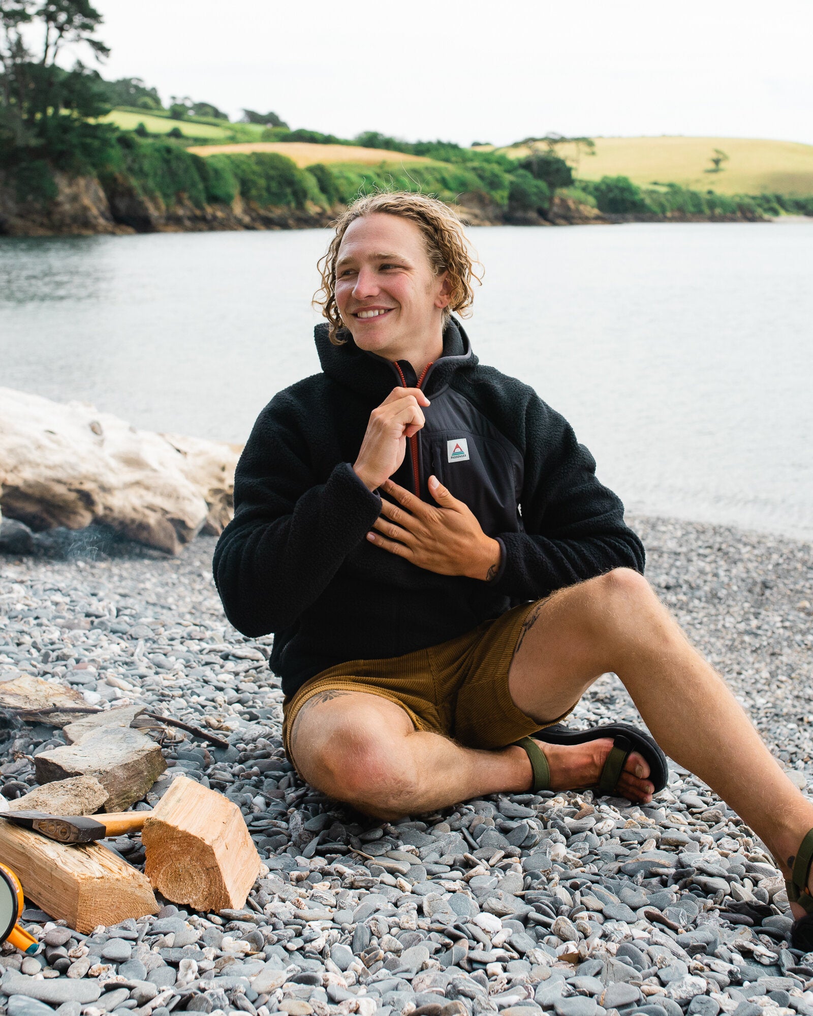 Ventura 1/2 Zip Recycled Sherpa Fleece - Black - Lifestyle