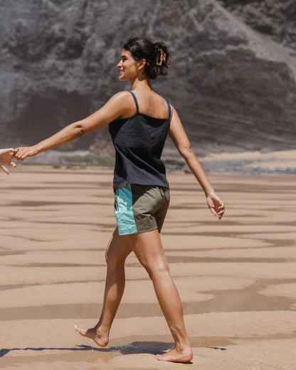 Easy Days Strappy Vest - Black - Lifestyle