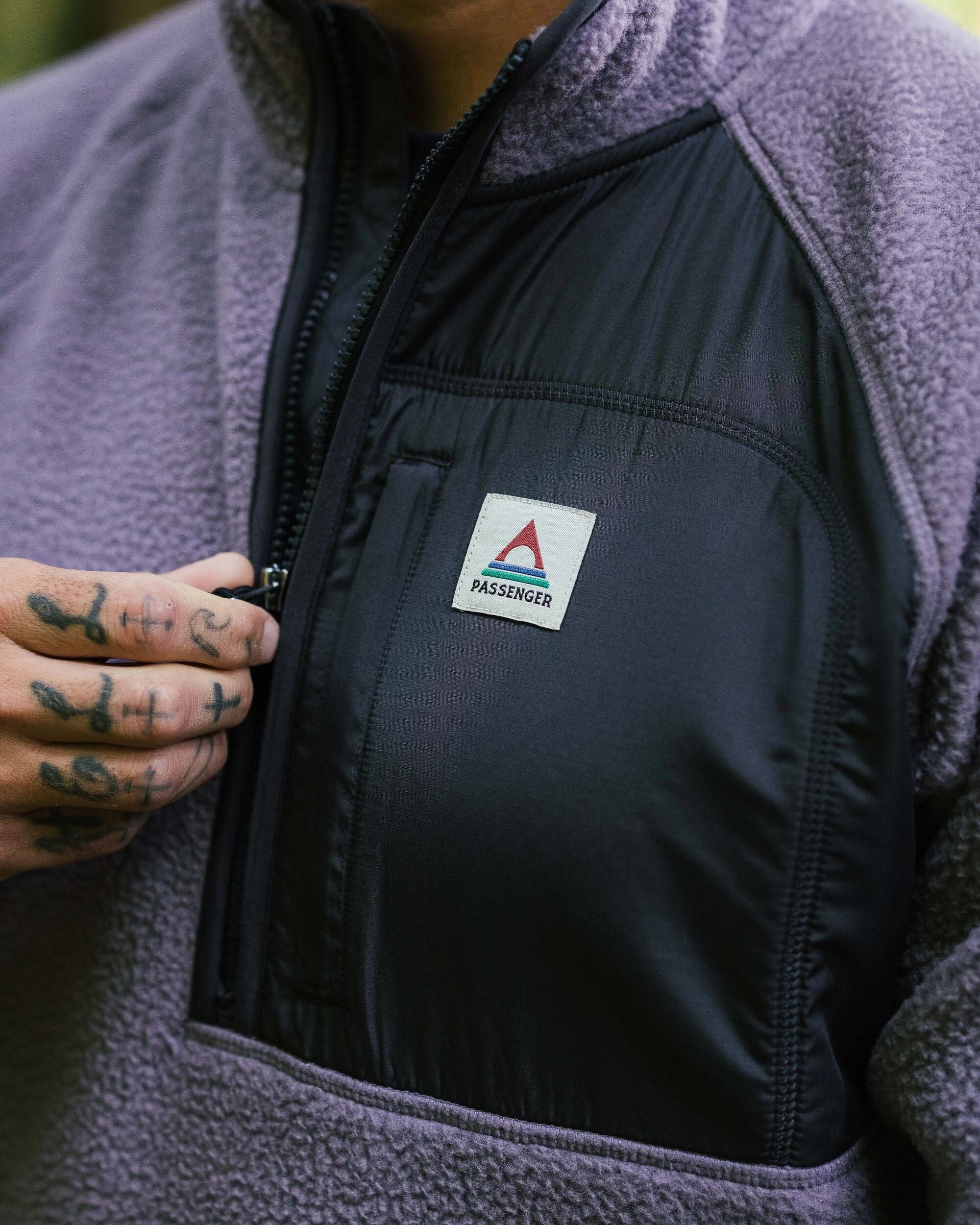 Offgrid 1/2 Zip Recycled Sherpa Fleece - Dusty Lilac - Lifestyle