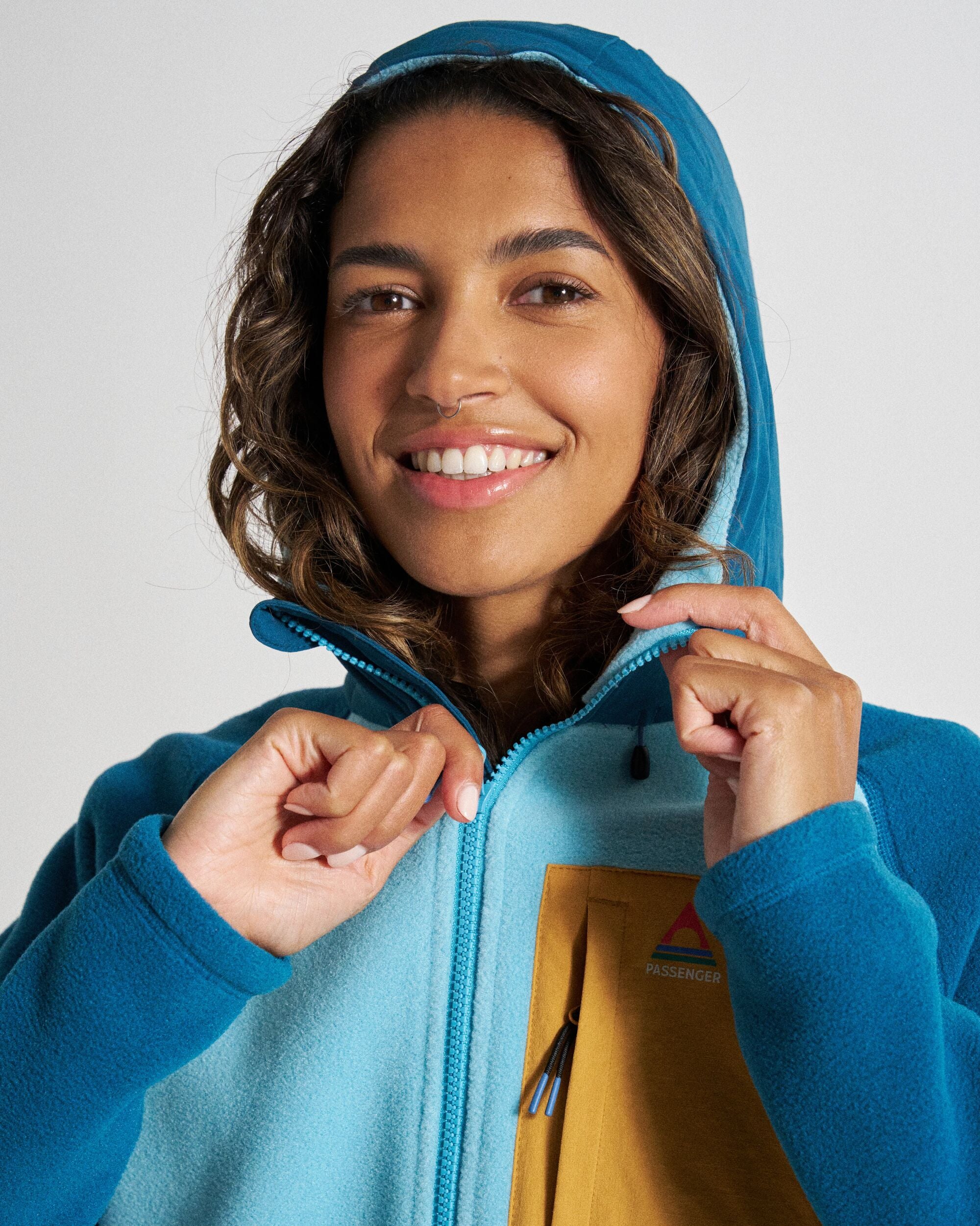 Sierrascape Women's Recycled Polartec® Fleece Hoodie - Retro Blue/Tidal Blue - Studio Model