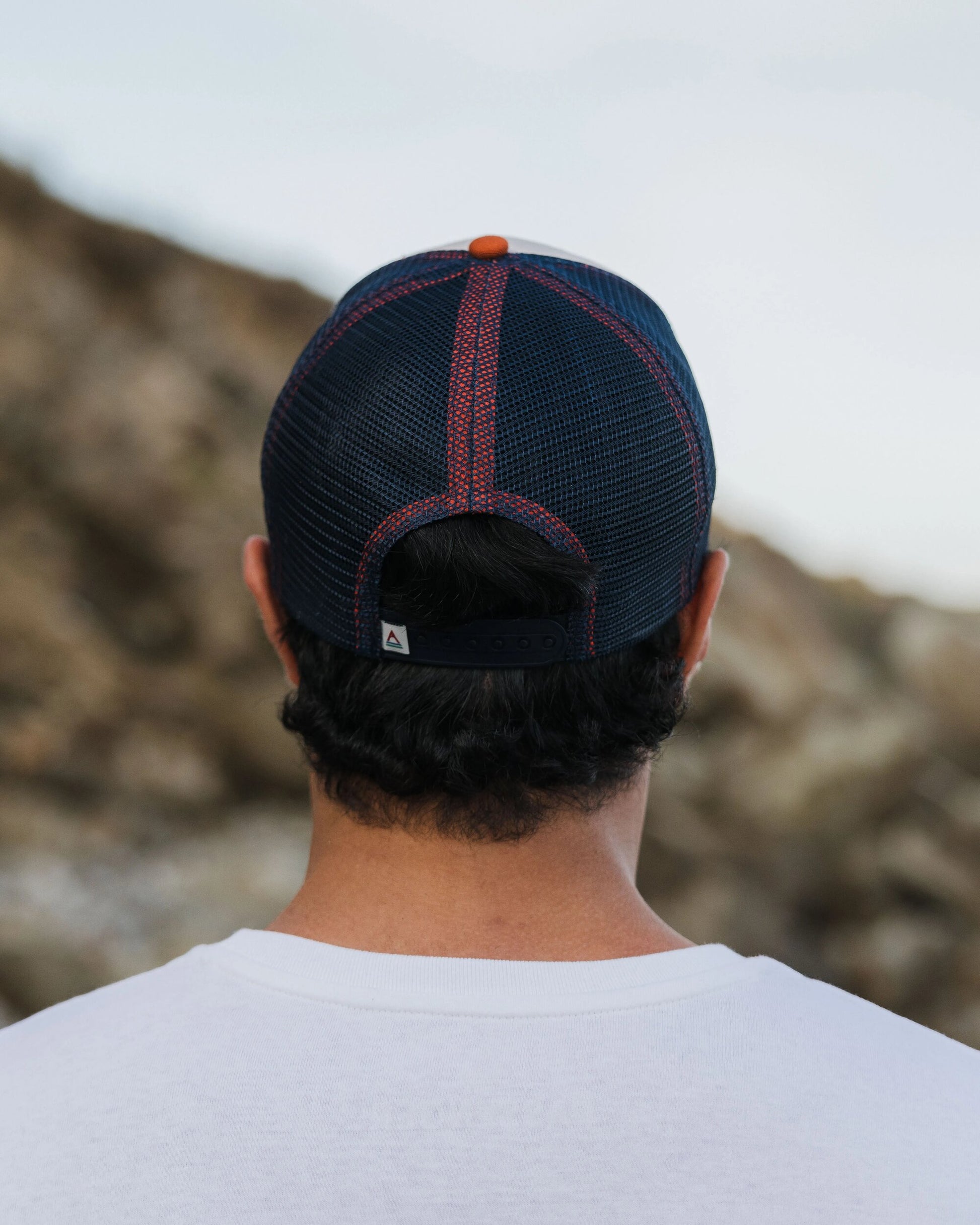 Male_Heritage Mesh Snapback Cap - Sunrise Orange