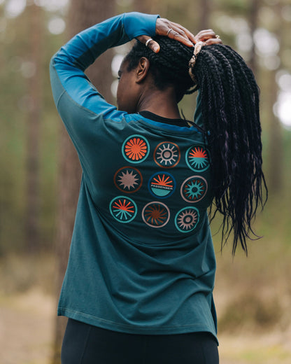 Chase The Light Drirelease® Active LS T-Shirt - Deep Ocean - Lifestyle