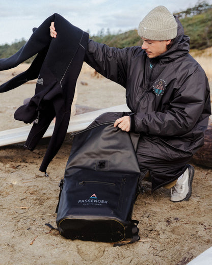 Tide 25L Recycled Dry Bag Backpack - Black - Lifestyle - Male