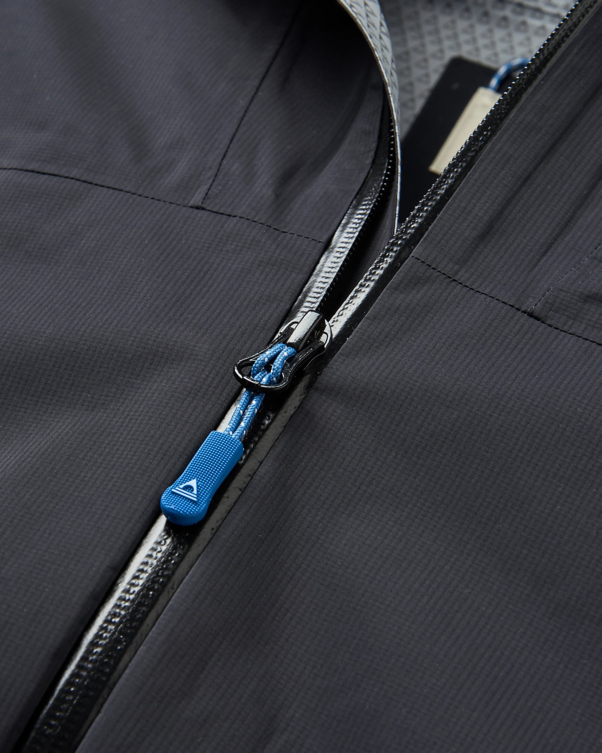 Trailscape Light Women's Recycled Waterproof Jacket - Black - Flatlay