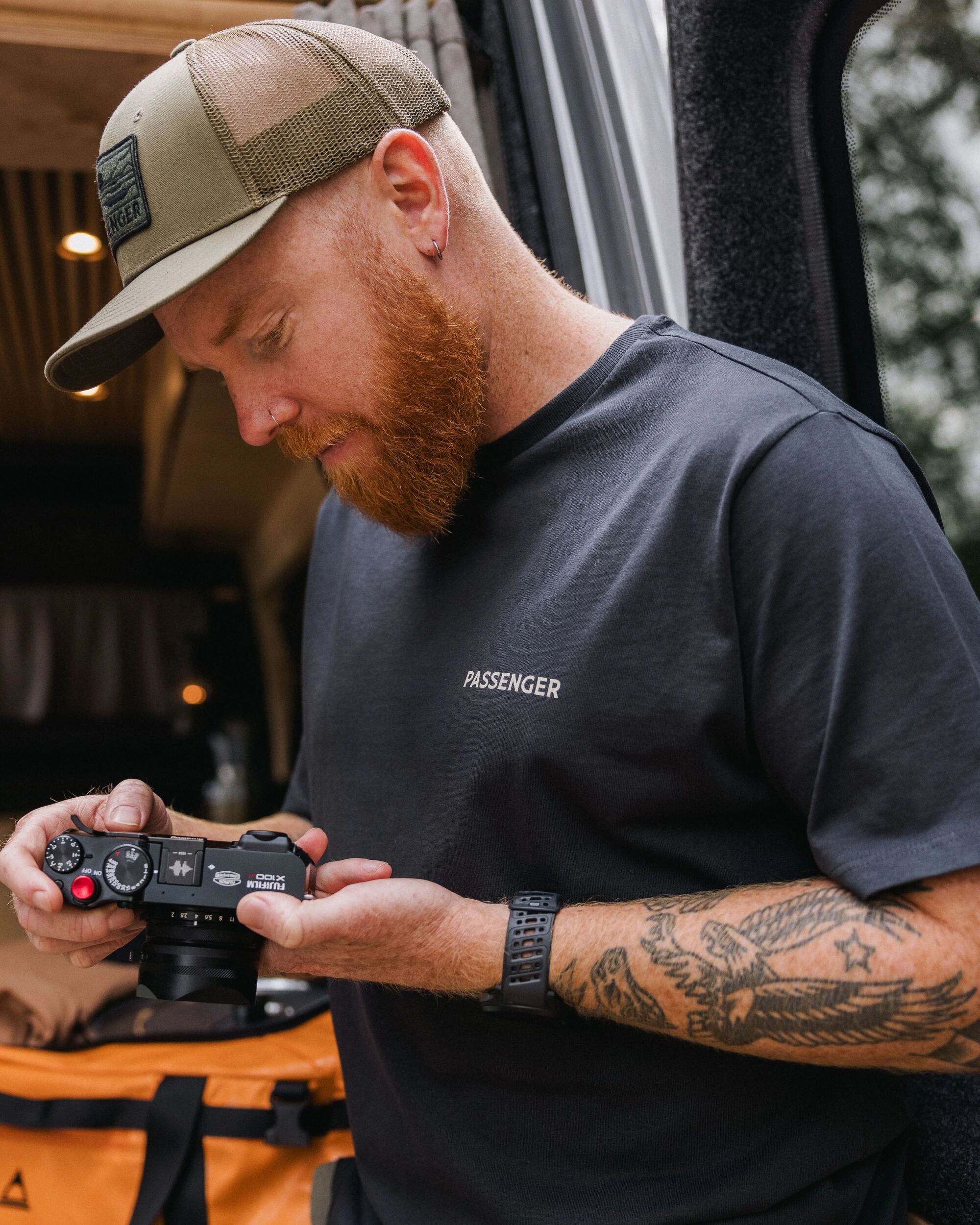 Roamer Men's Recycled Cotton T-Shirt - Black - Lifestyle